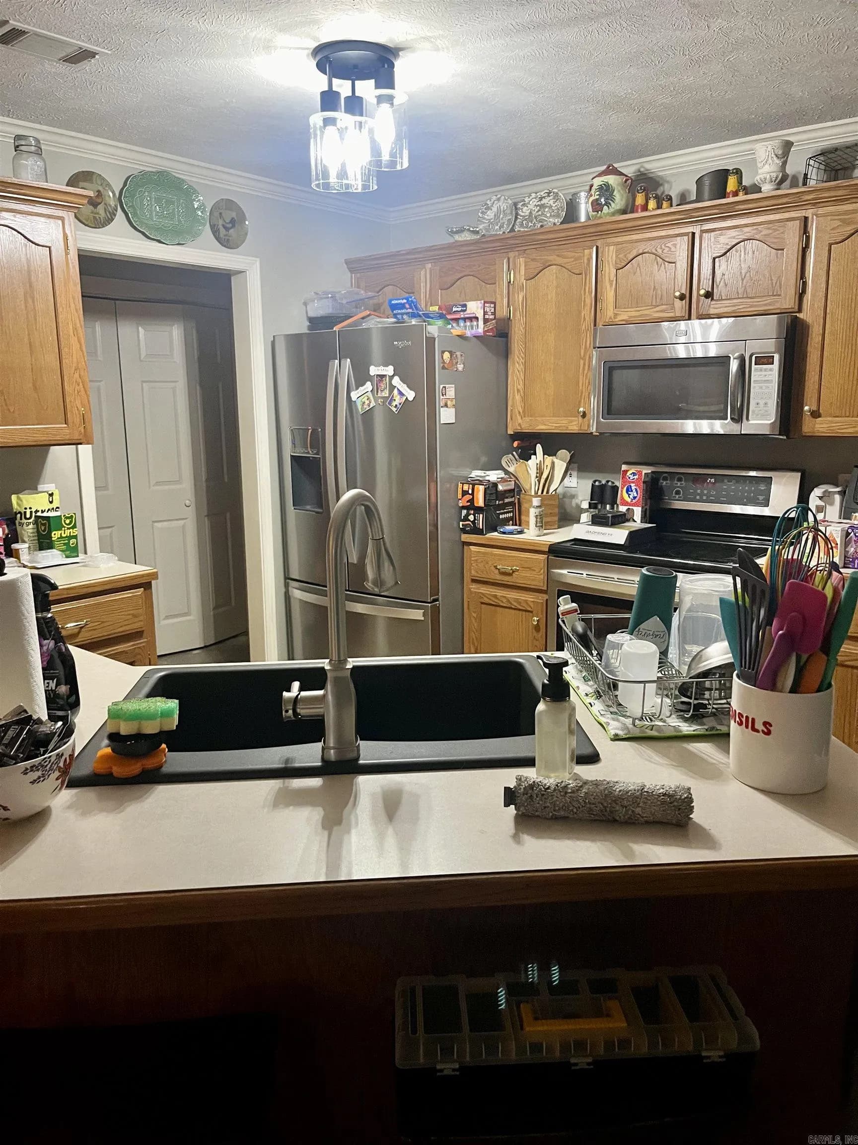 Property at 1645  Buckhorn - Image 6