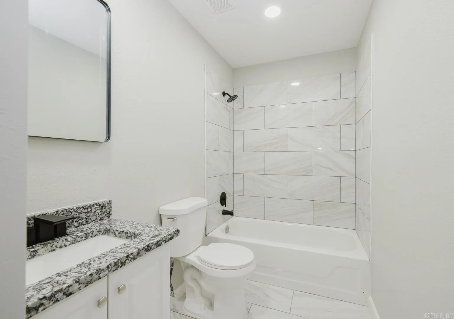 Property at 14  Quail creek - Image 19