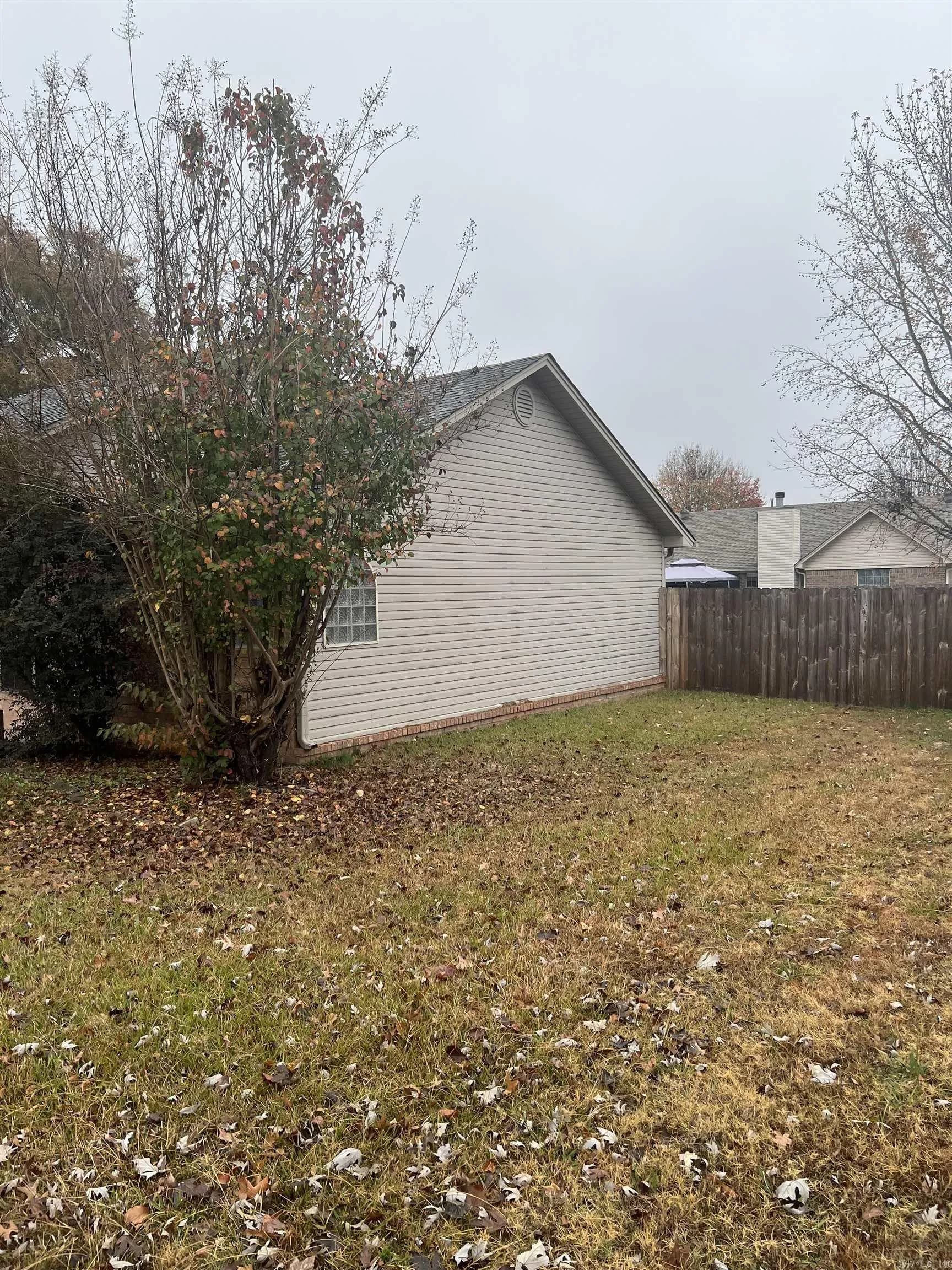 Property at 705  Linda - Image 2