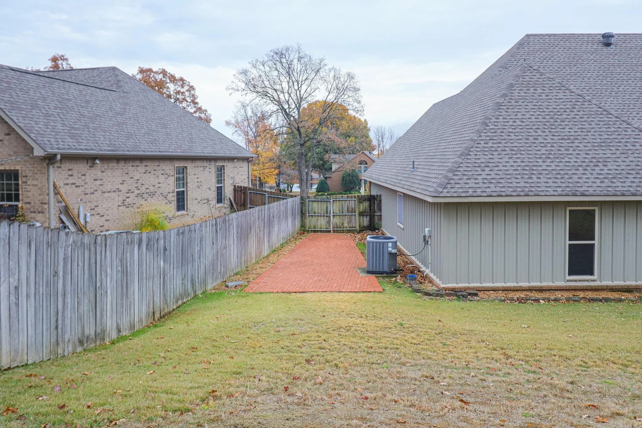 Property at 210  Windover - Image 41