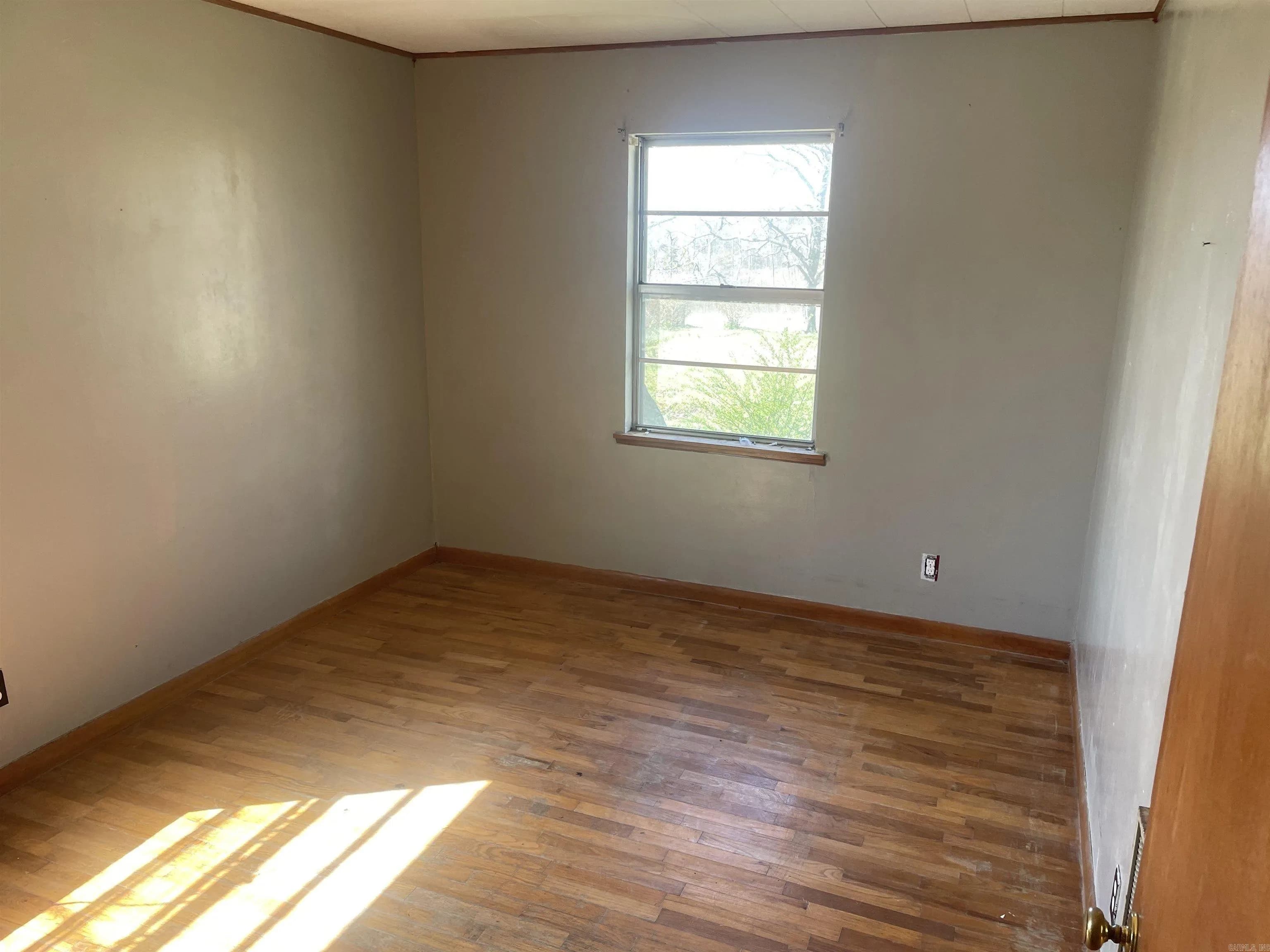 Property at 1450  Goff - Image 21
