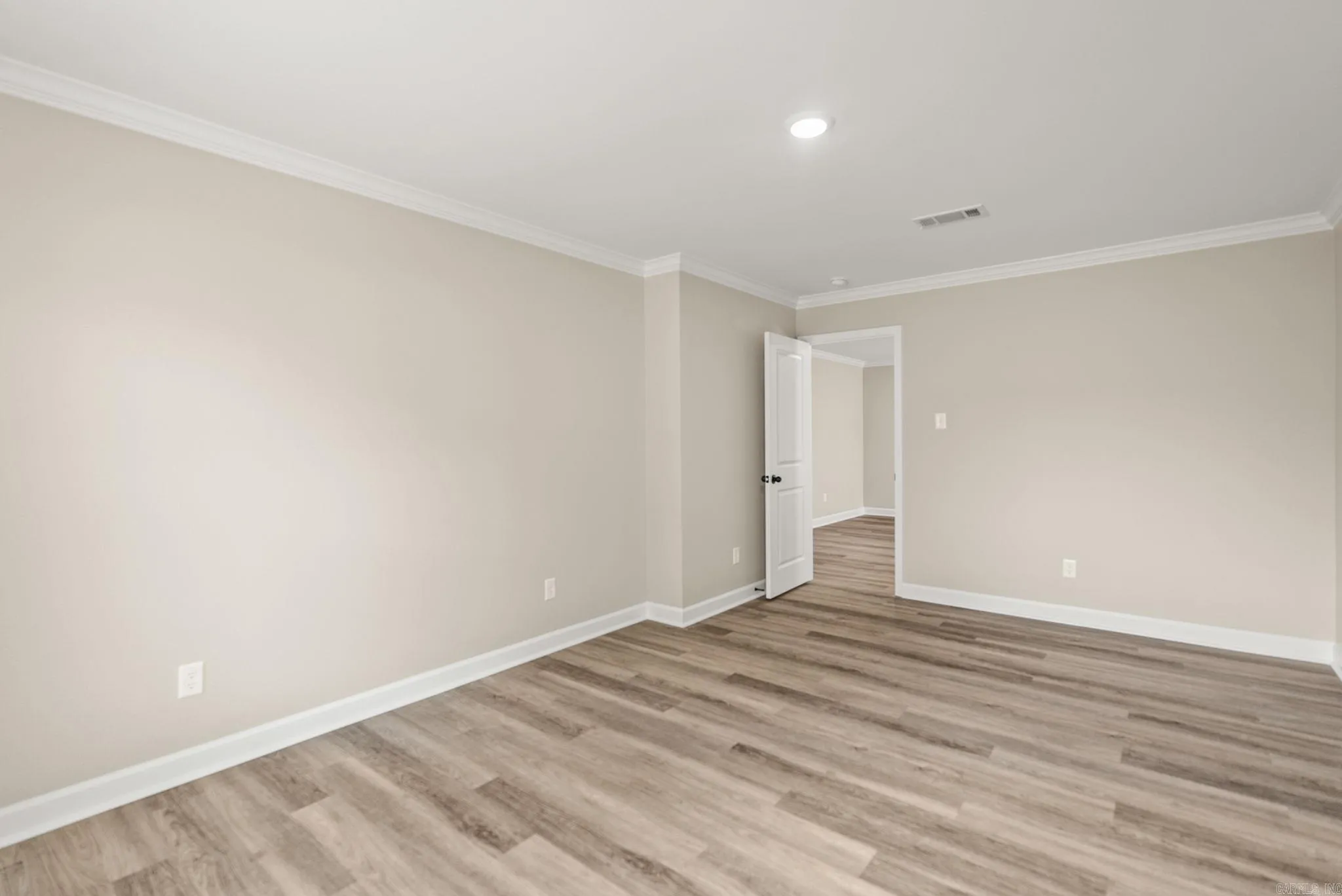 Property at 421 W 24th - Image 18