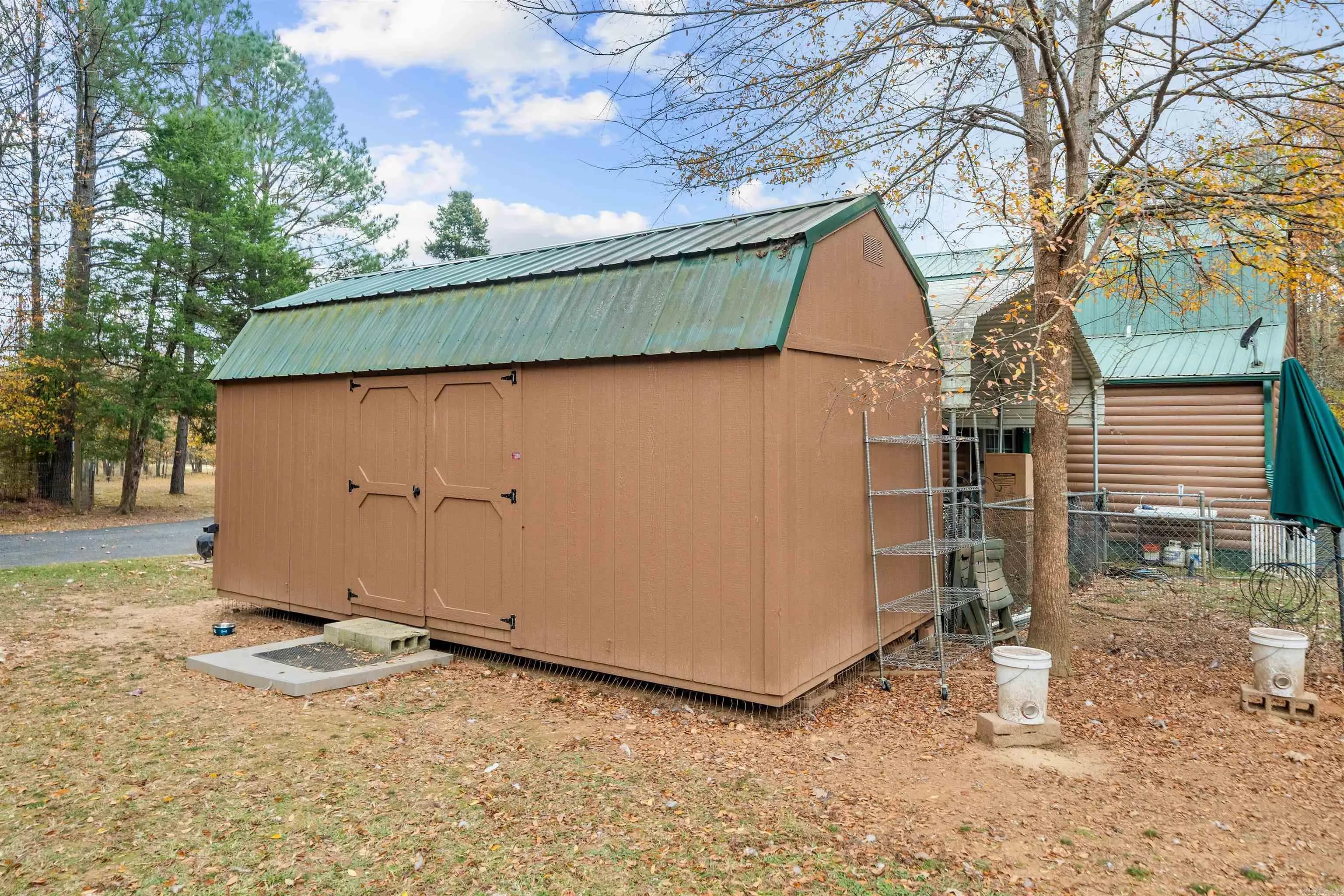 Property at 8039  Possum trot - Image 38