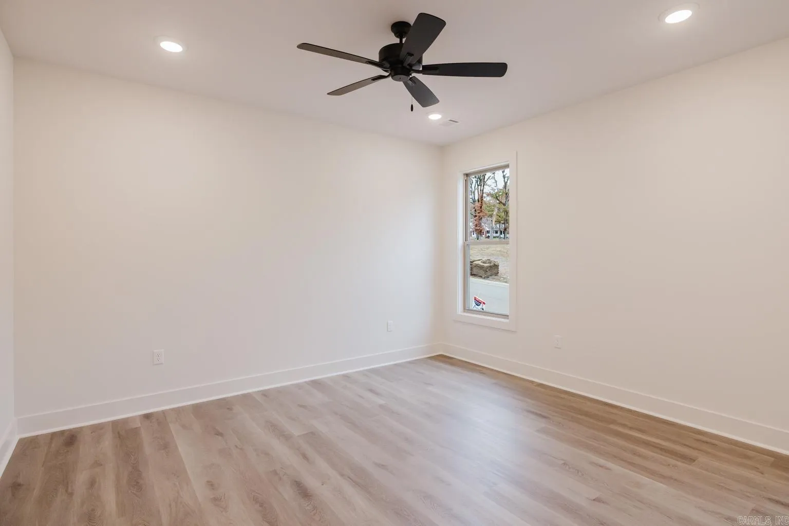 Property at 12  Pasley - Image 21