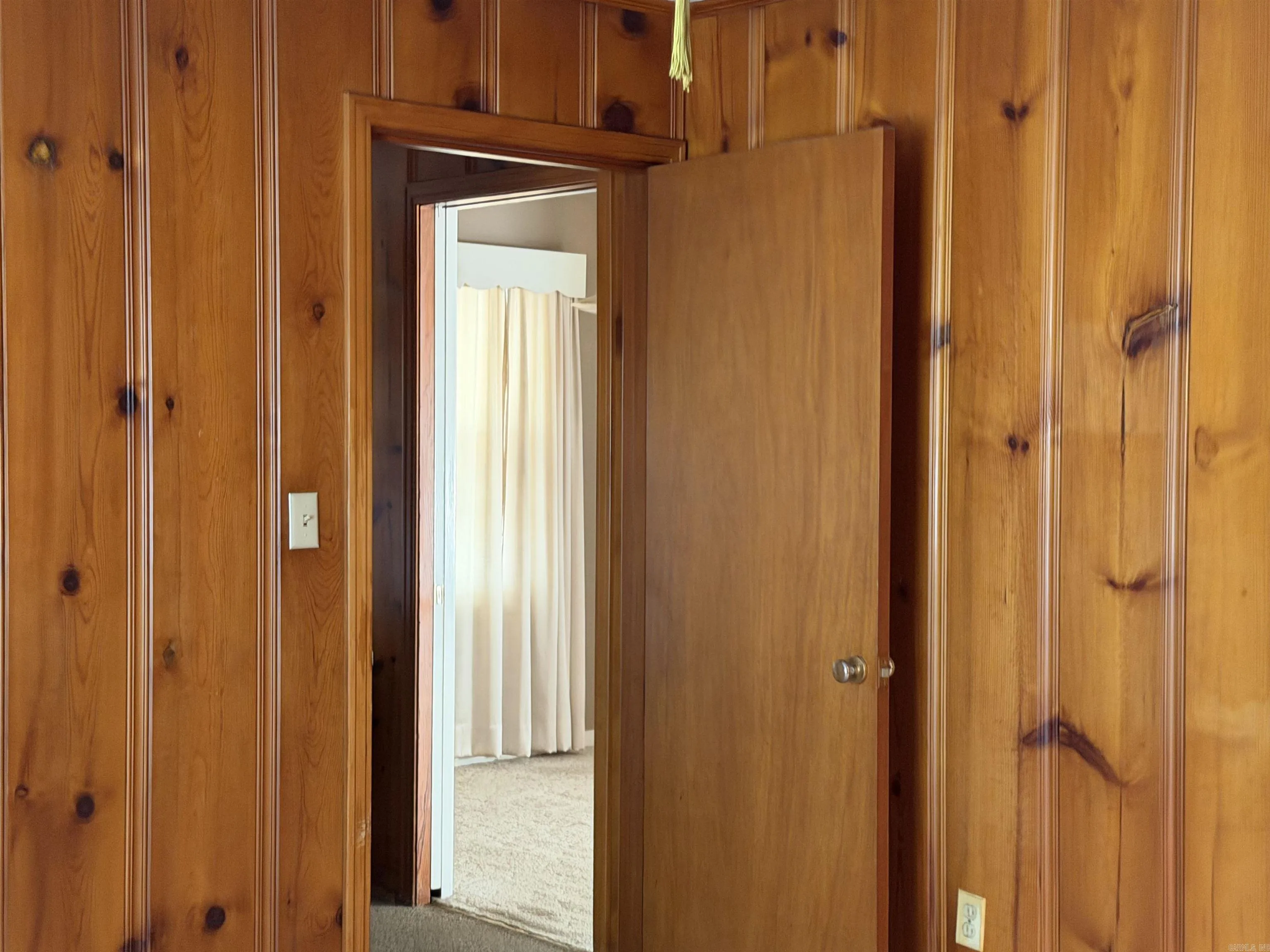 Property at 410  Virgil - Image 26