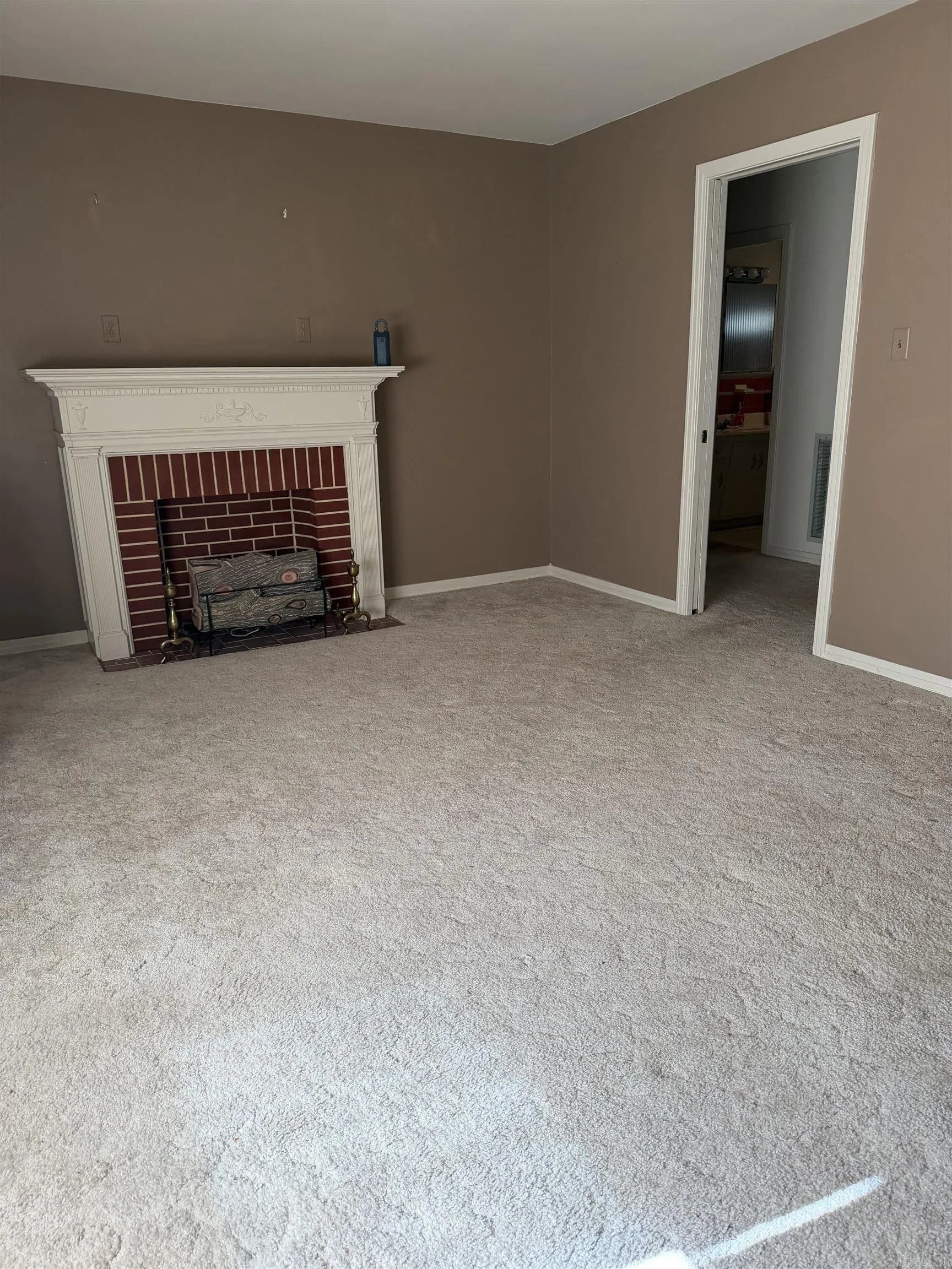 Property at 410  Virgil - Image 16