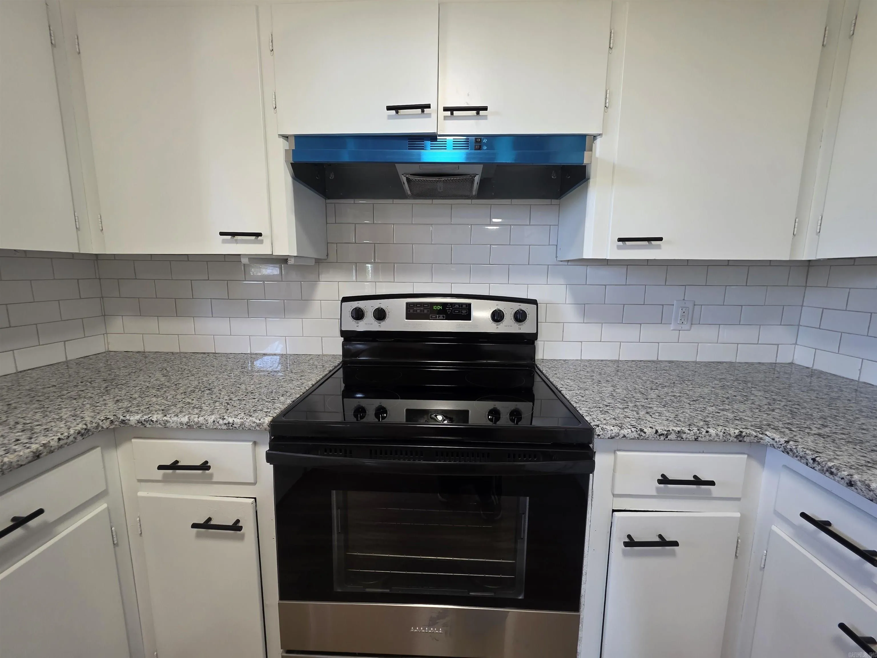 Property at 15  Cliffwood - Image 11