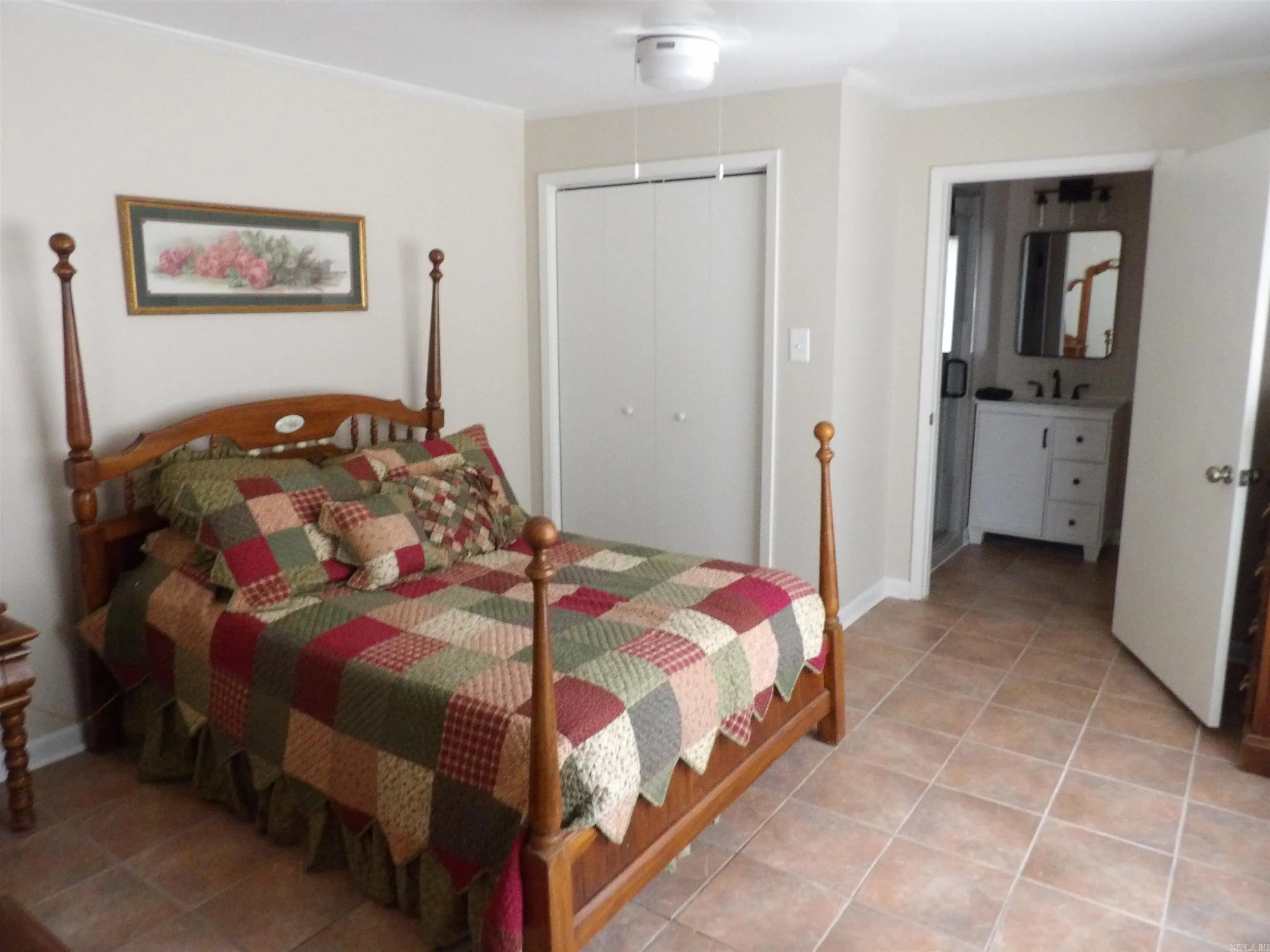 Property at 432  Burton - Image 15