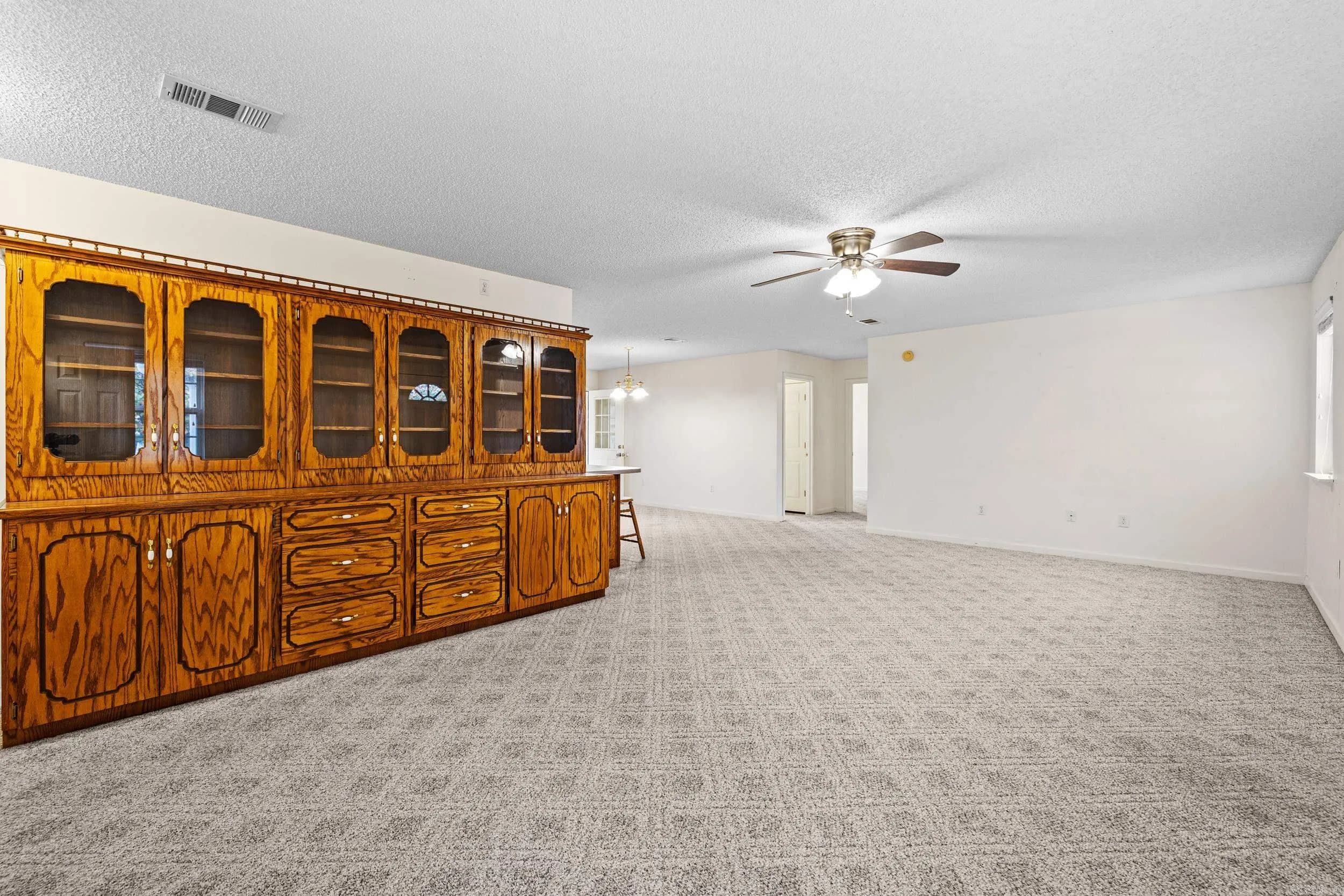 Property at 204  Oak view drive - Image 10