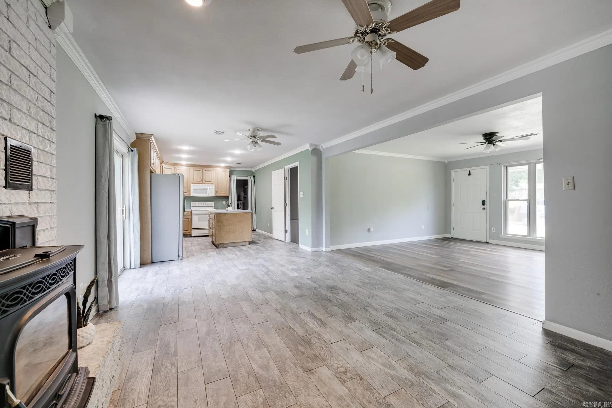 Property at 19  Sycamore - Image 11