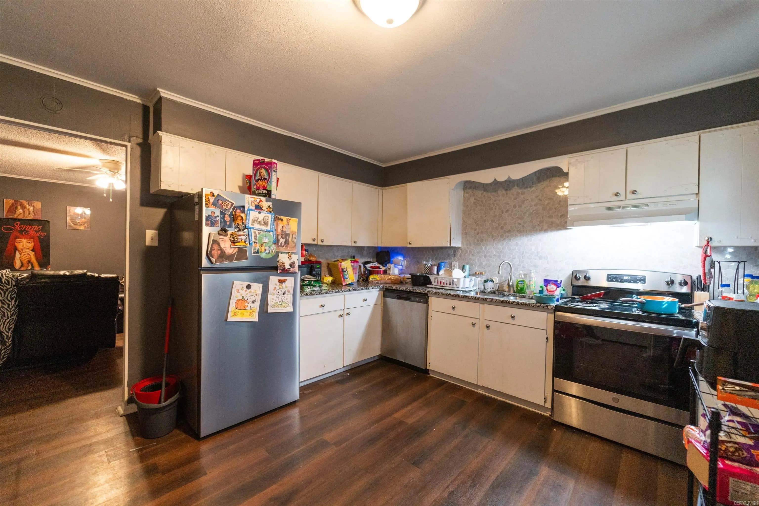 Property at 2116 W 38th - Image 8