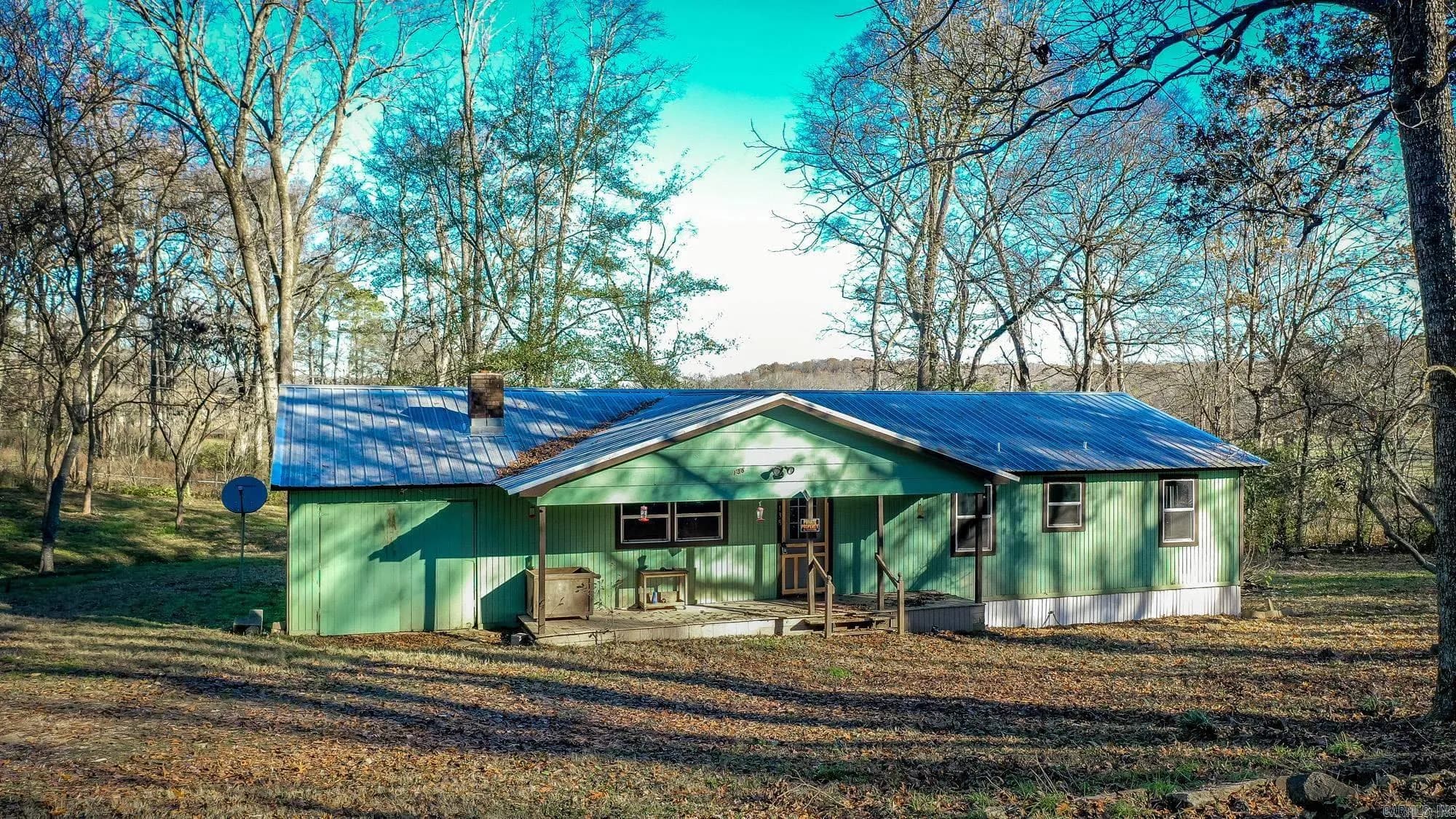 Property at 138  Satin - Image 21