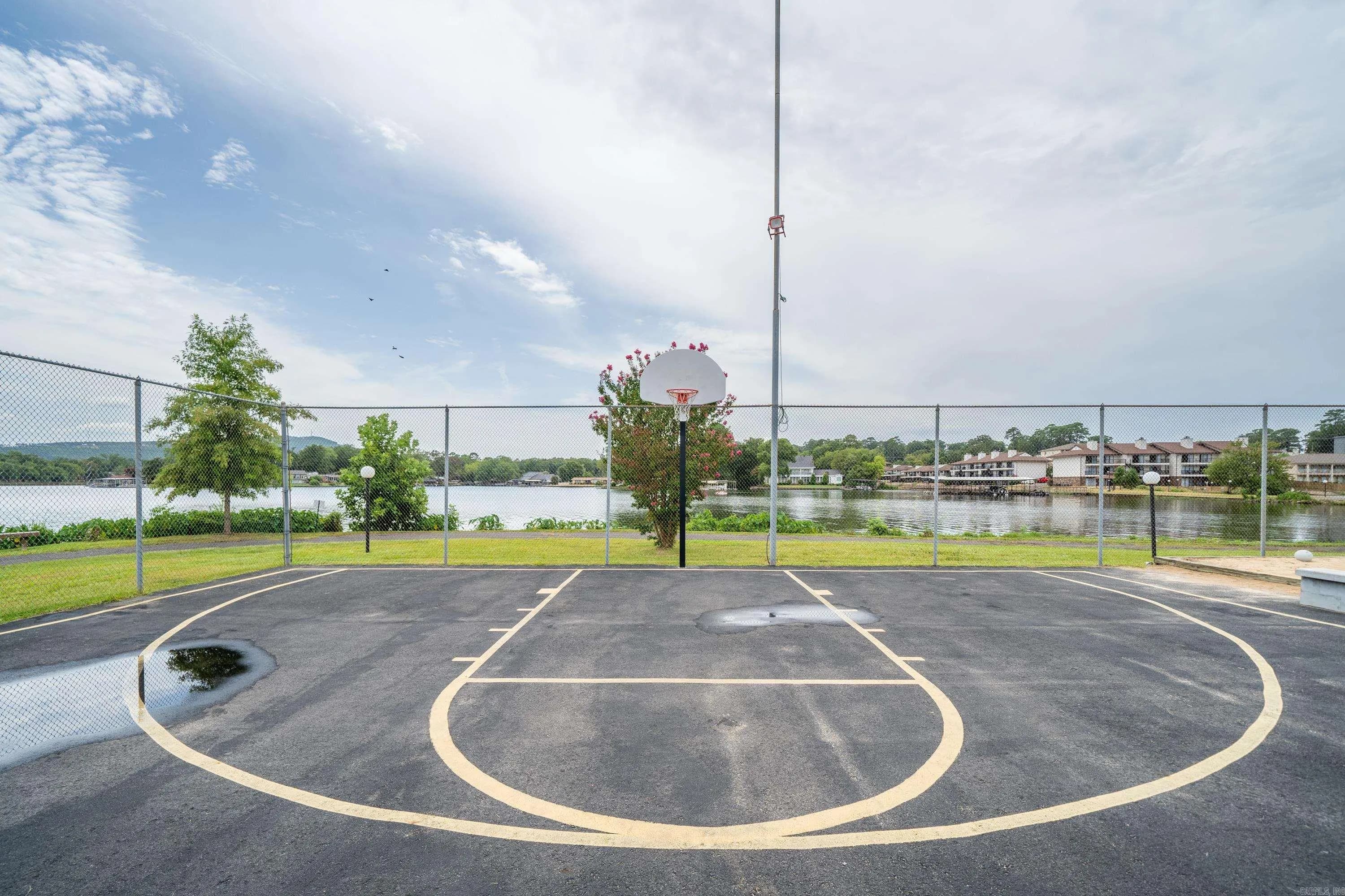 Property at 5371  Central ave, unit 6j, 6J - Image 7