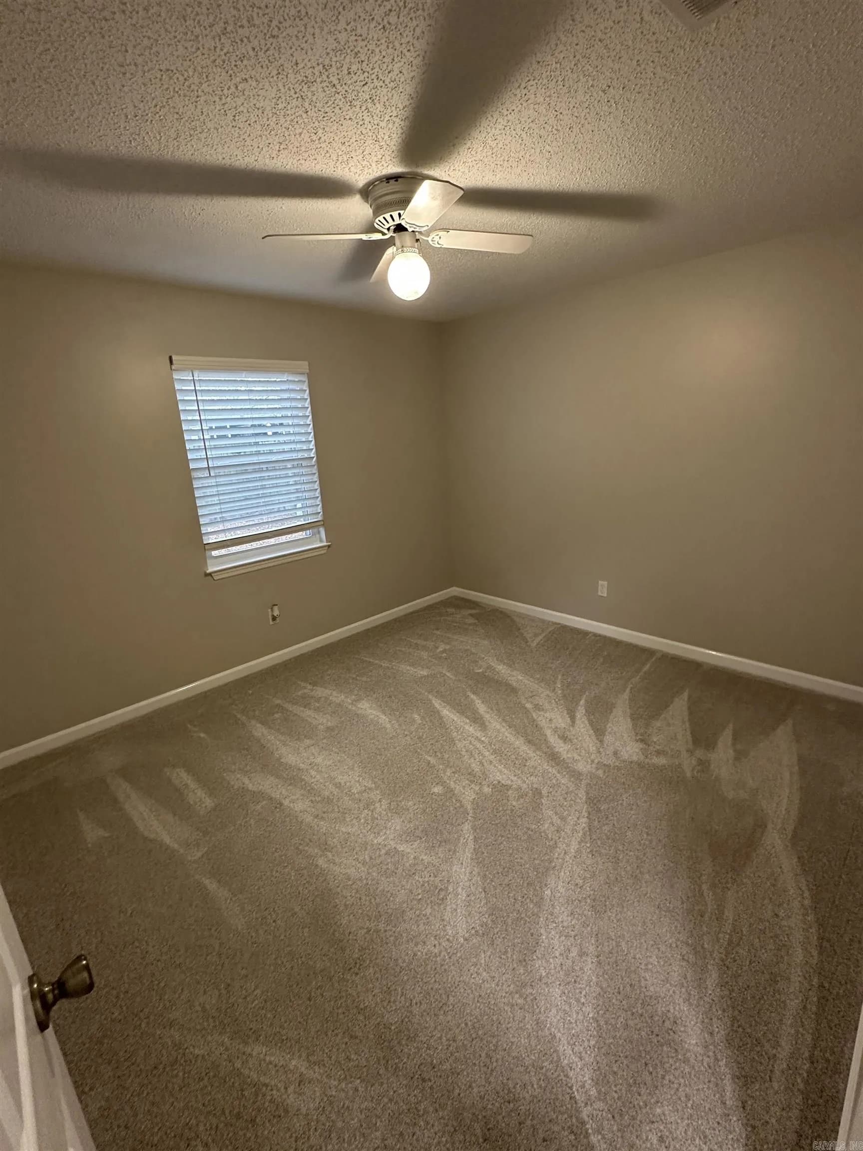 Property at 9  Oak forest dr - Image 16