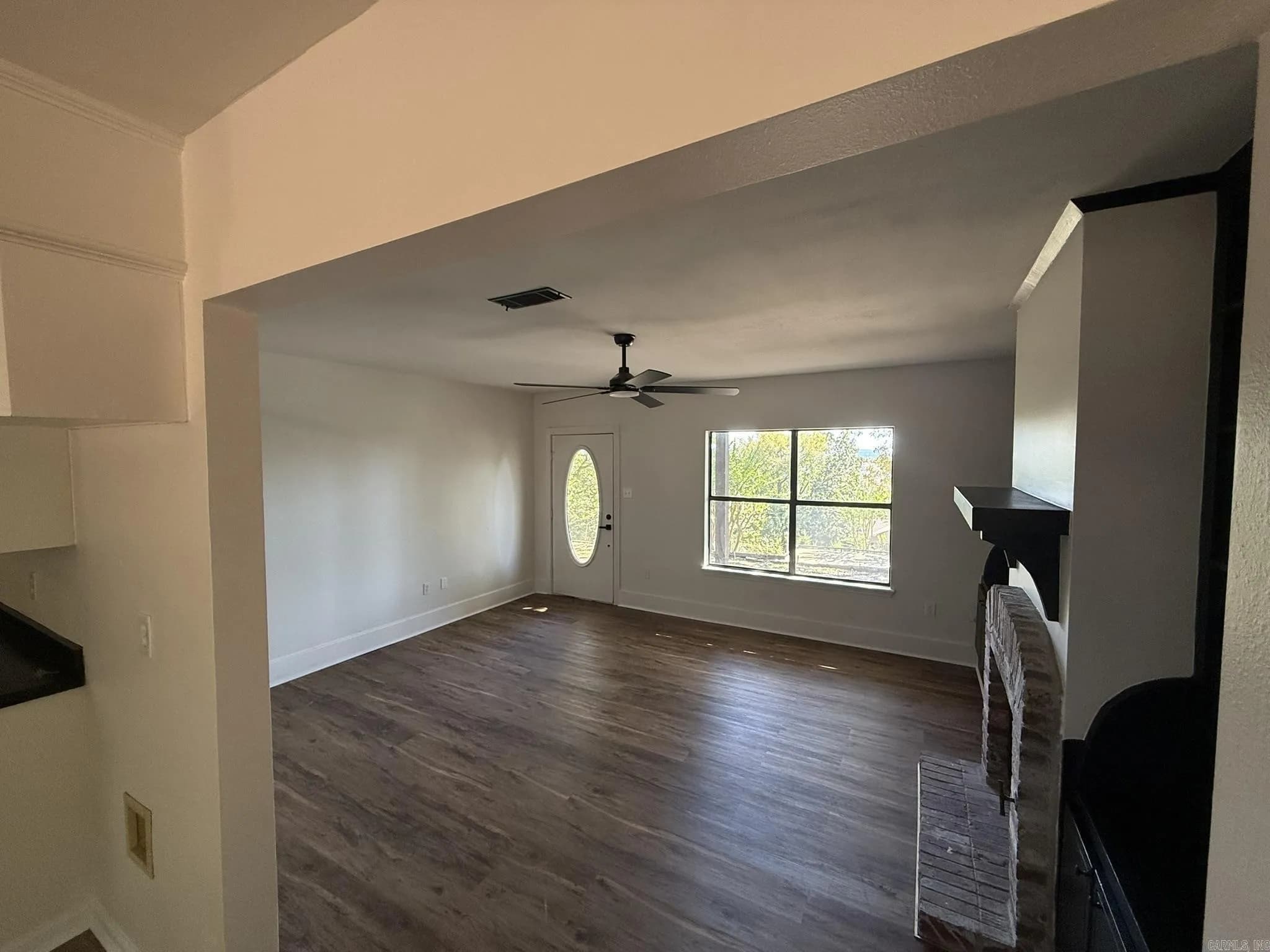 Property at 24  Deer run - Image 6