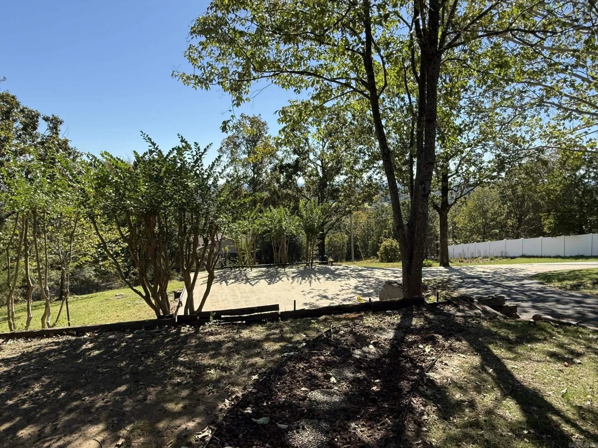 Property at 24  Deer run - Image 25
