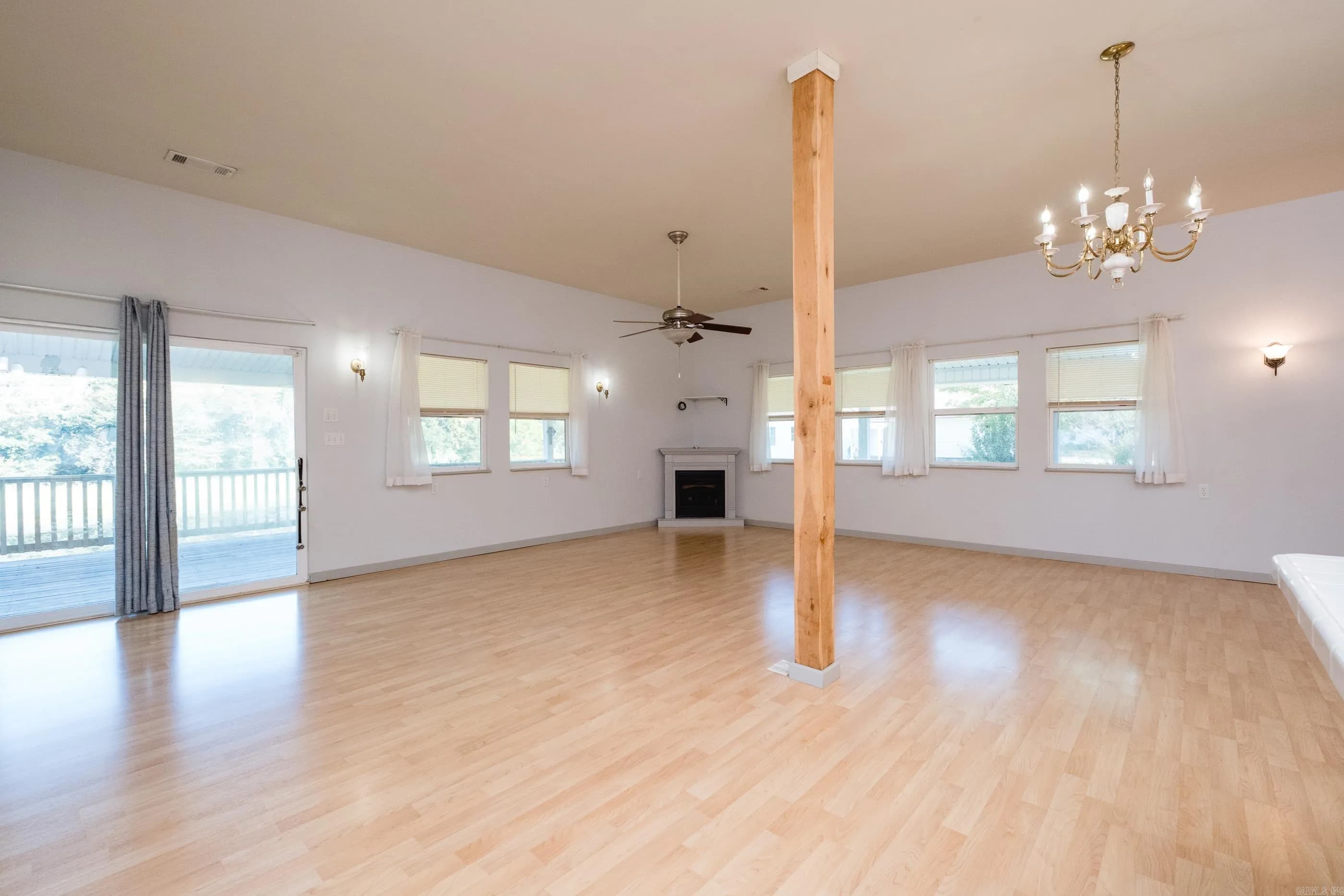 Property at 8285  Zuber - Image 34