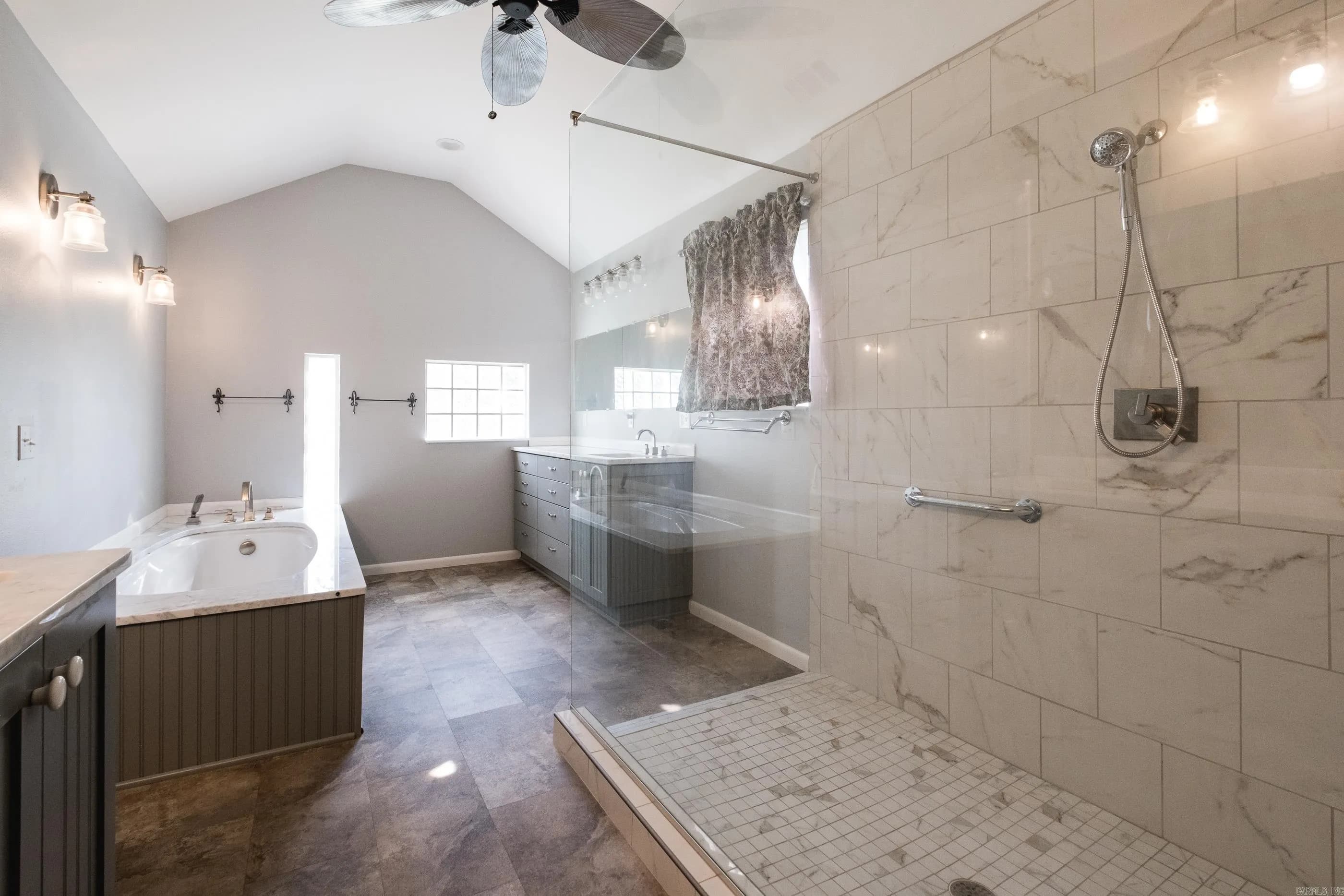 Property at 8285  Zuber - Image 13