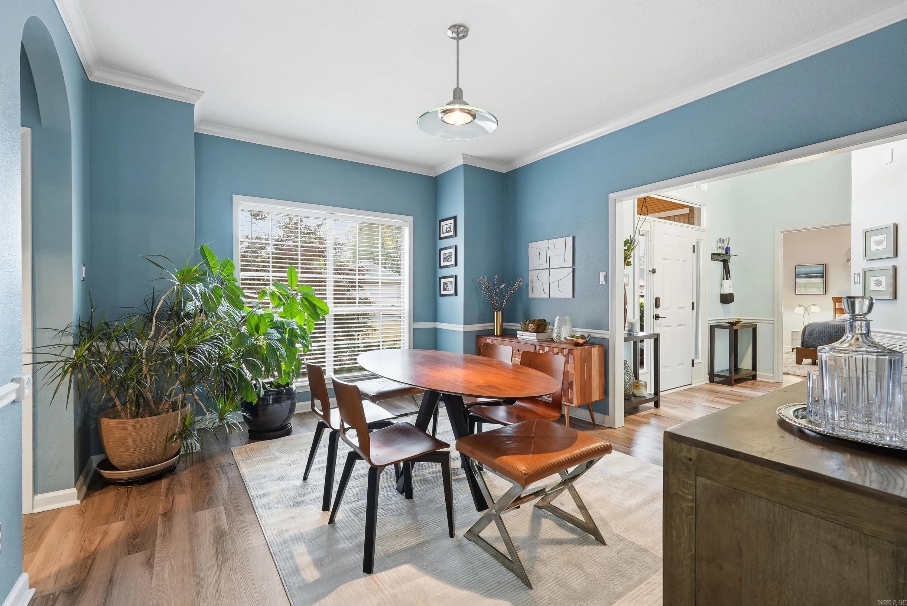 Property at 2410  Marie - Image 19