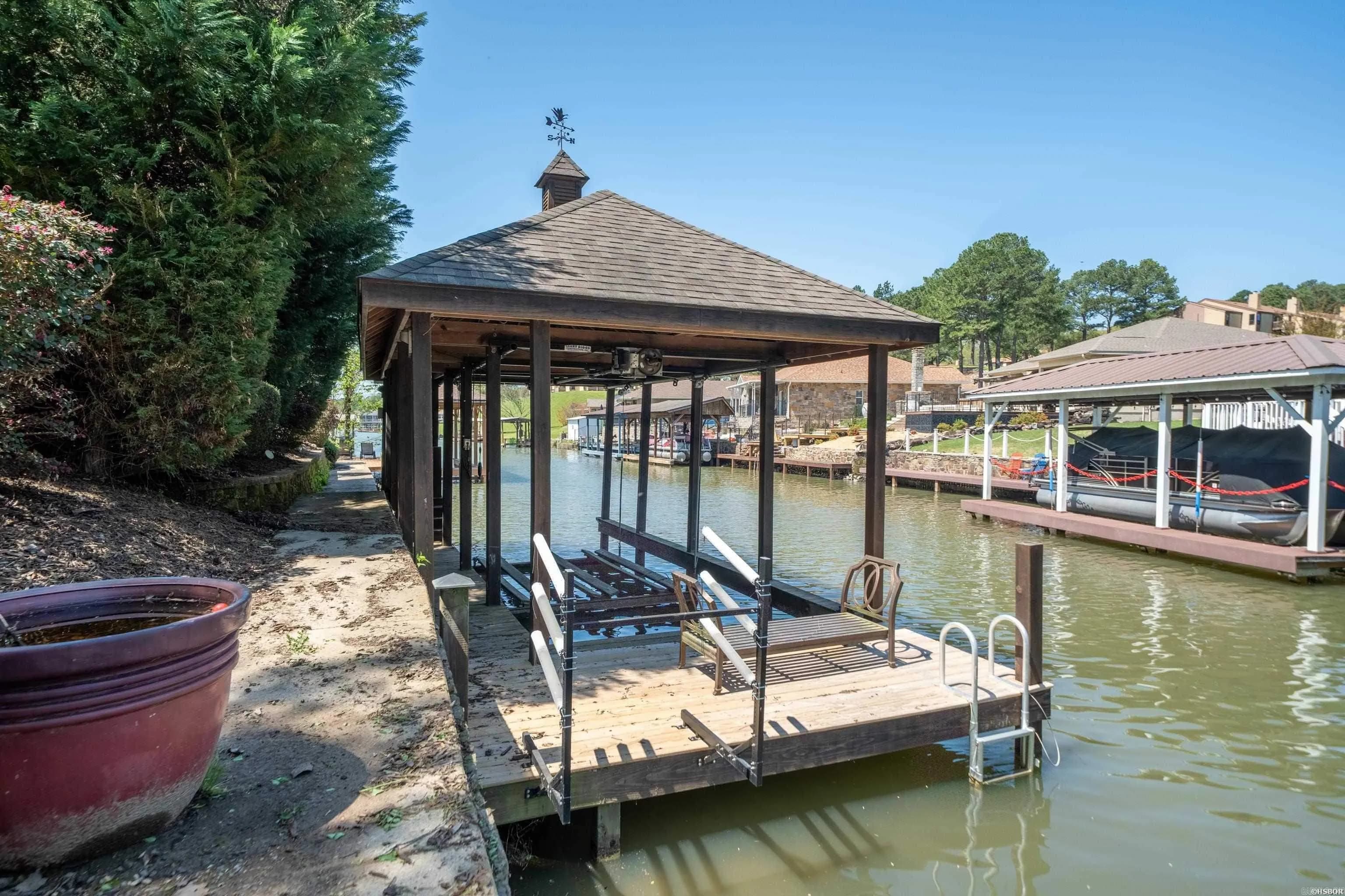 Property at 104  Four oaks - Image 49