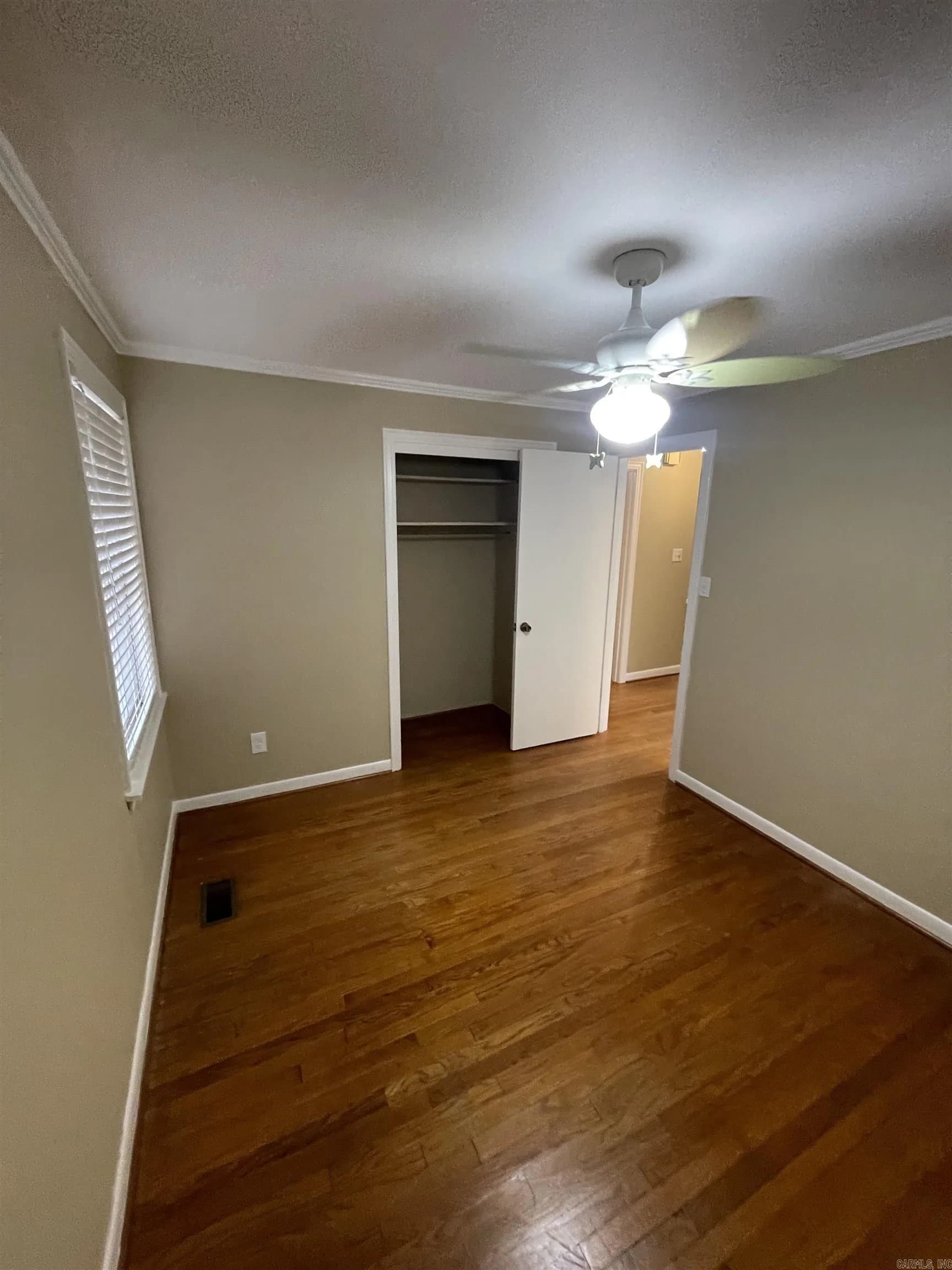 Property at 205  N elm street - Image 32
