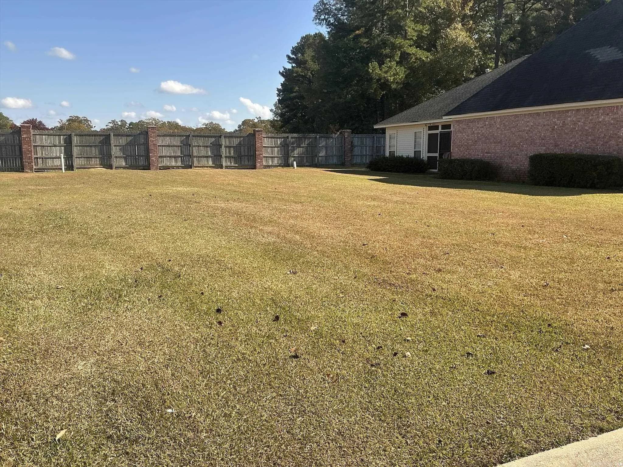 Property at 209  Stonegate - Image 2