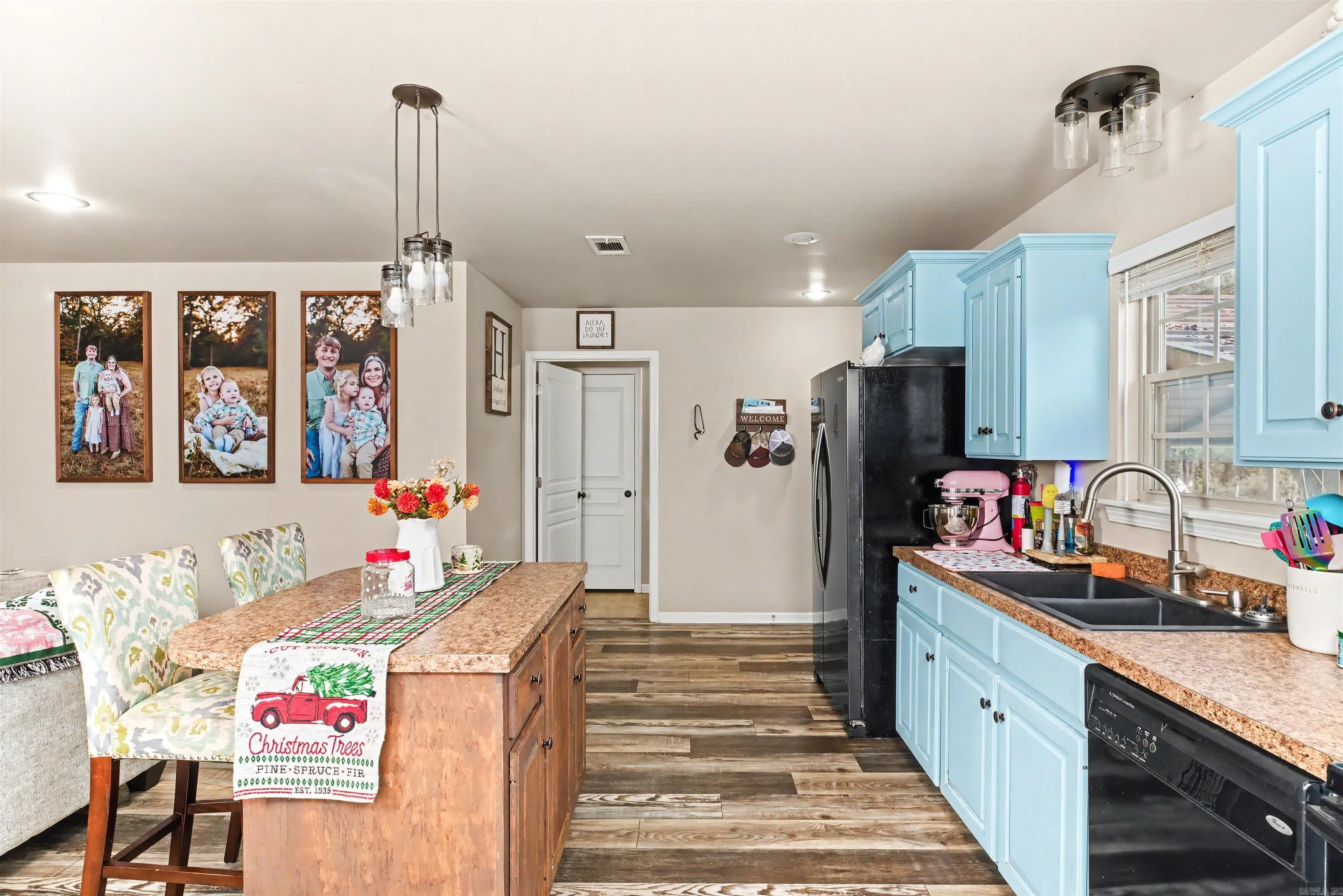 Property at 39  Grant 135 - Image 5