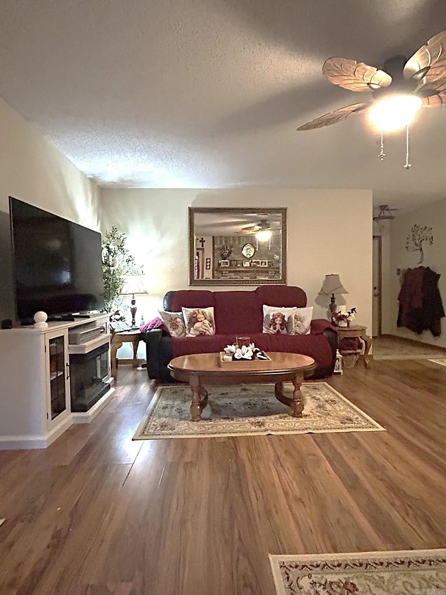 Property at 40  Sunset - Image 4