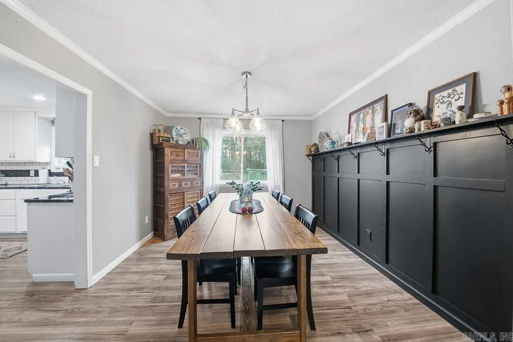 Property at 805  Eastern - Image 8
