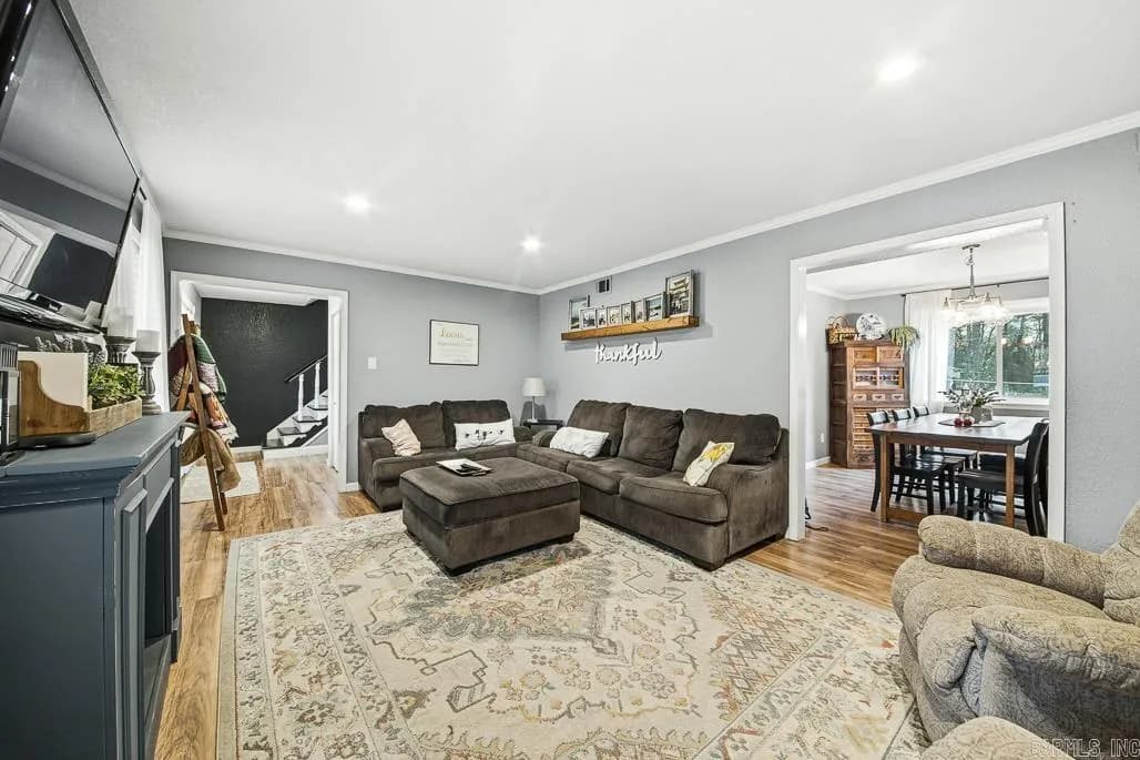 Property at 805  Eastern - Image 6