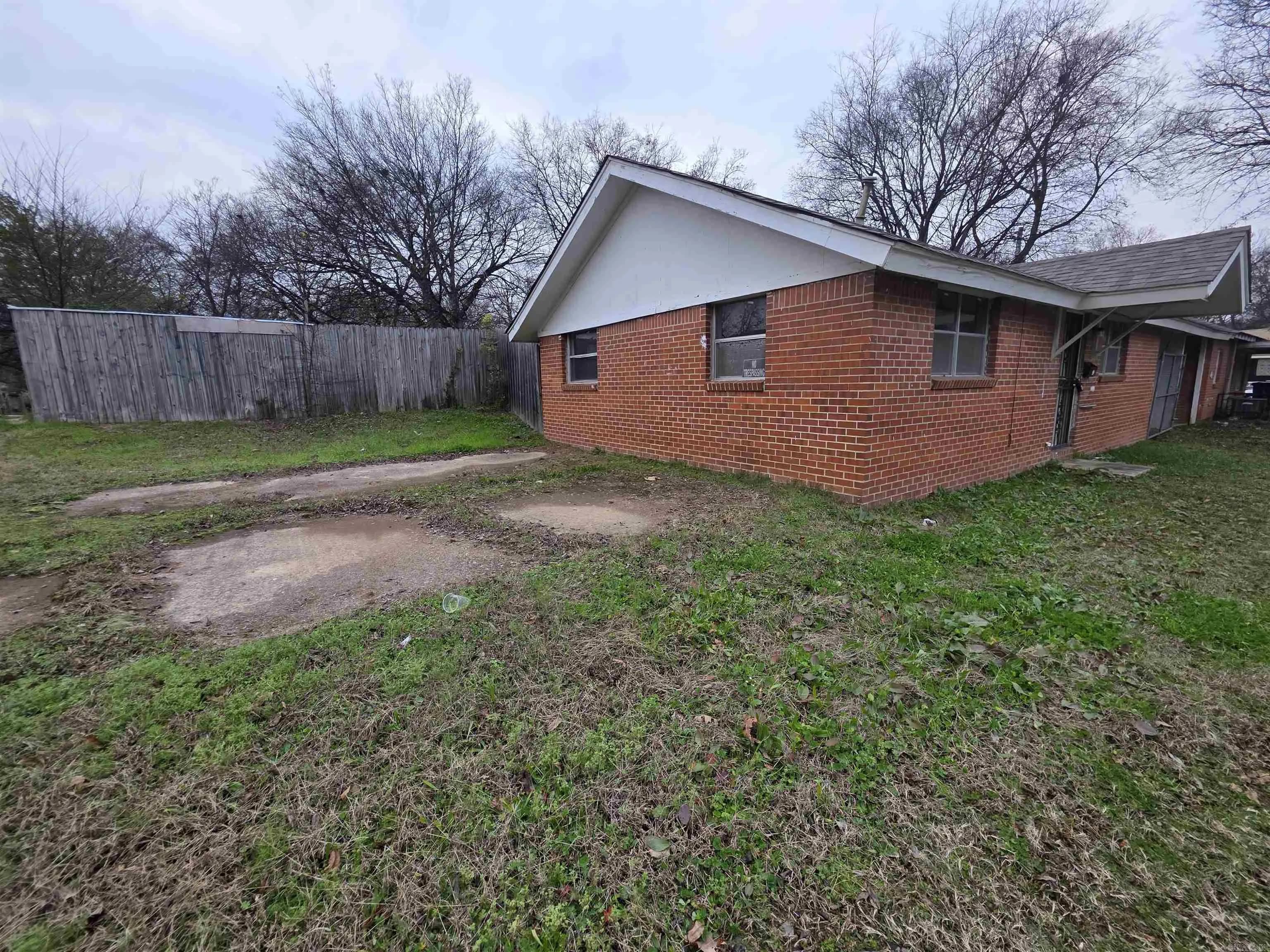 Property at 804 1/2 W 45th - Image 15