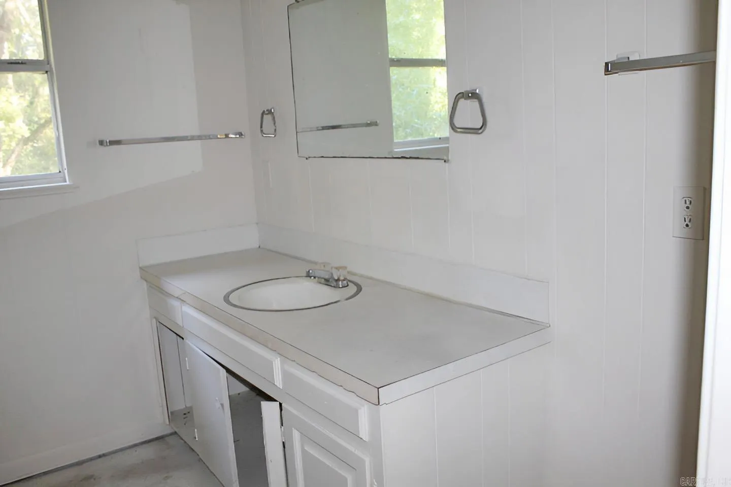 Property at 4001  Cobb - Image 21