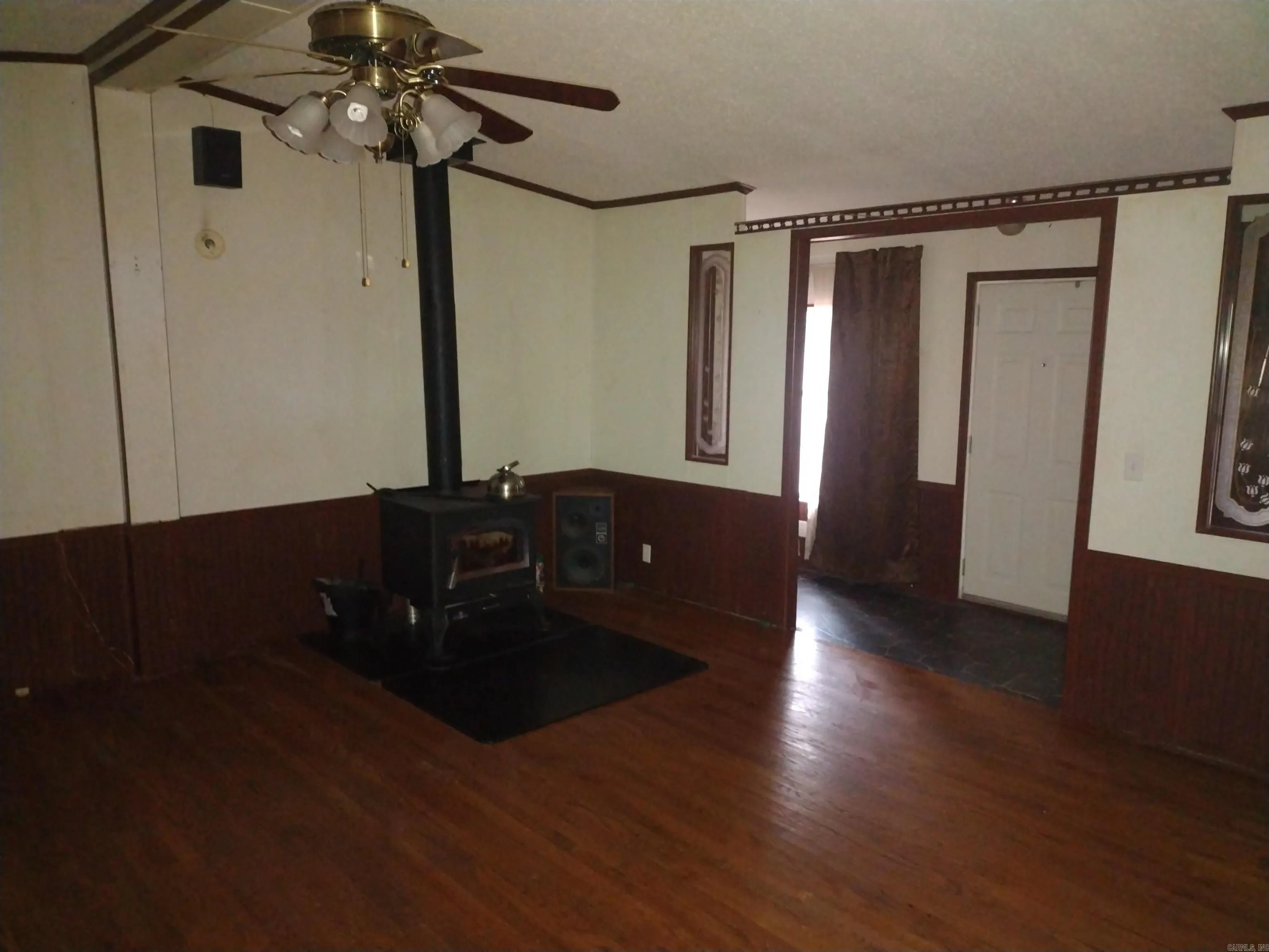 Property at 322  Southwood - Image 8