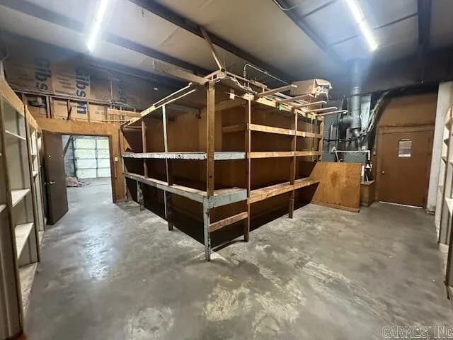 Property at 405 N Center street - Image 11