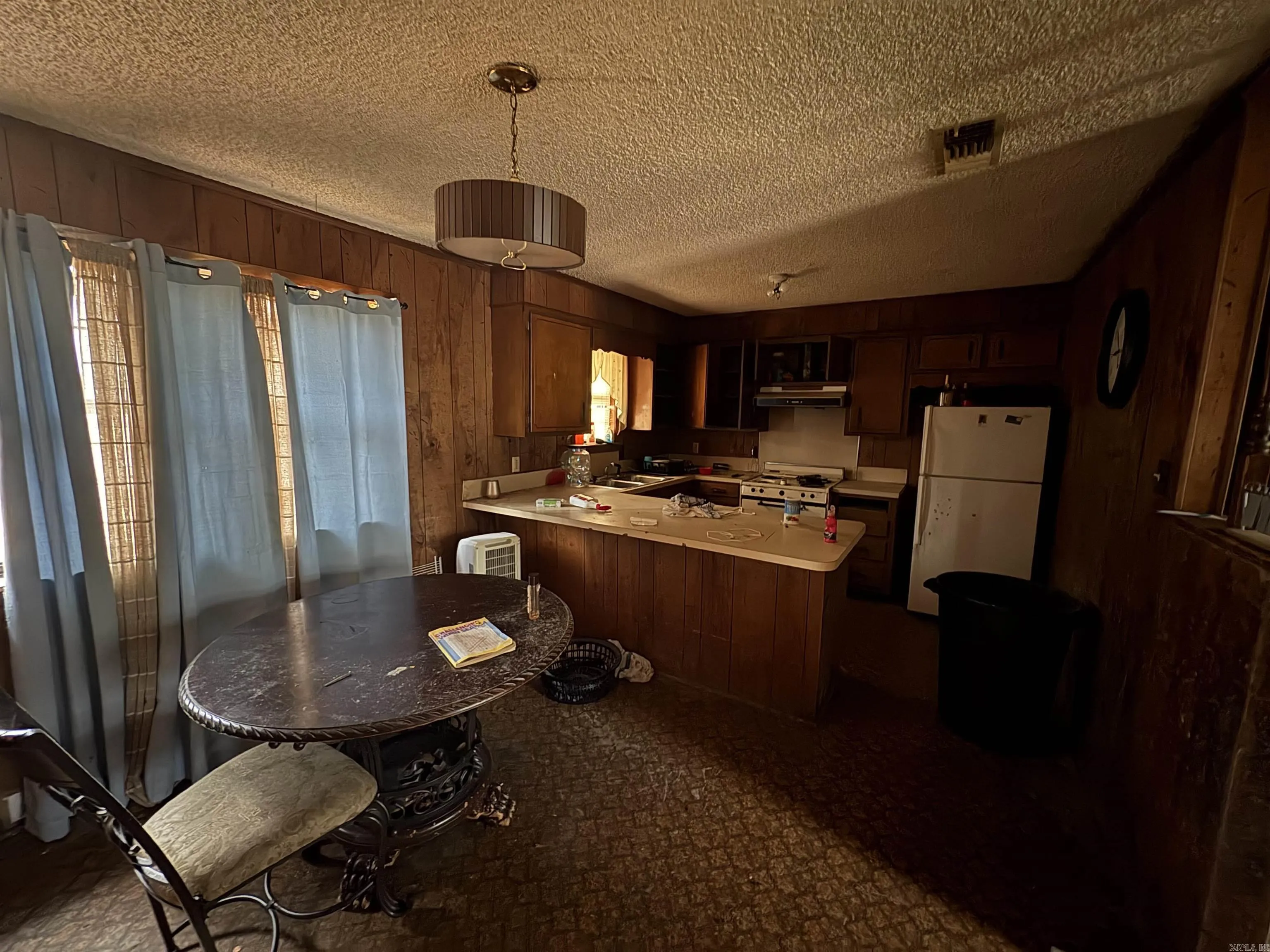Property at 1426  Mimosa - Image 23