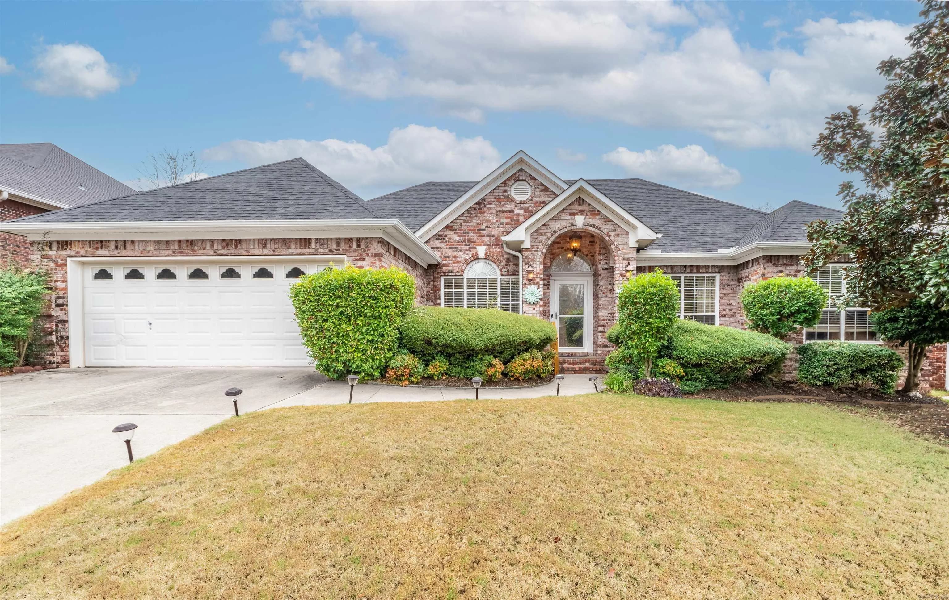 Property at 5  Greeson cove - Image 1