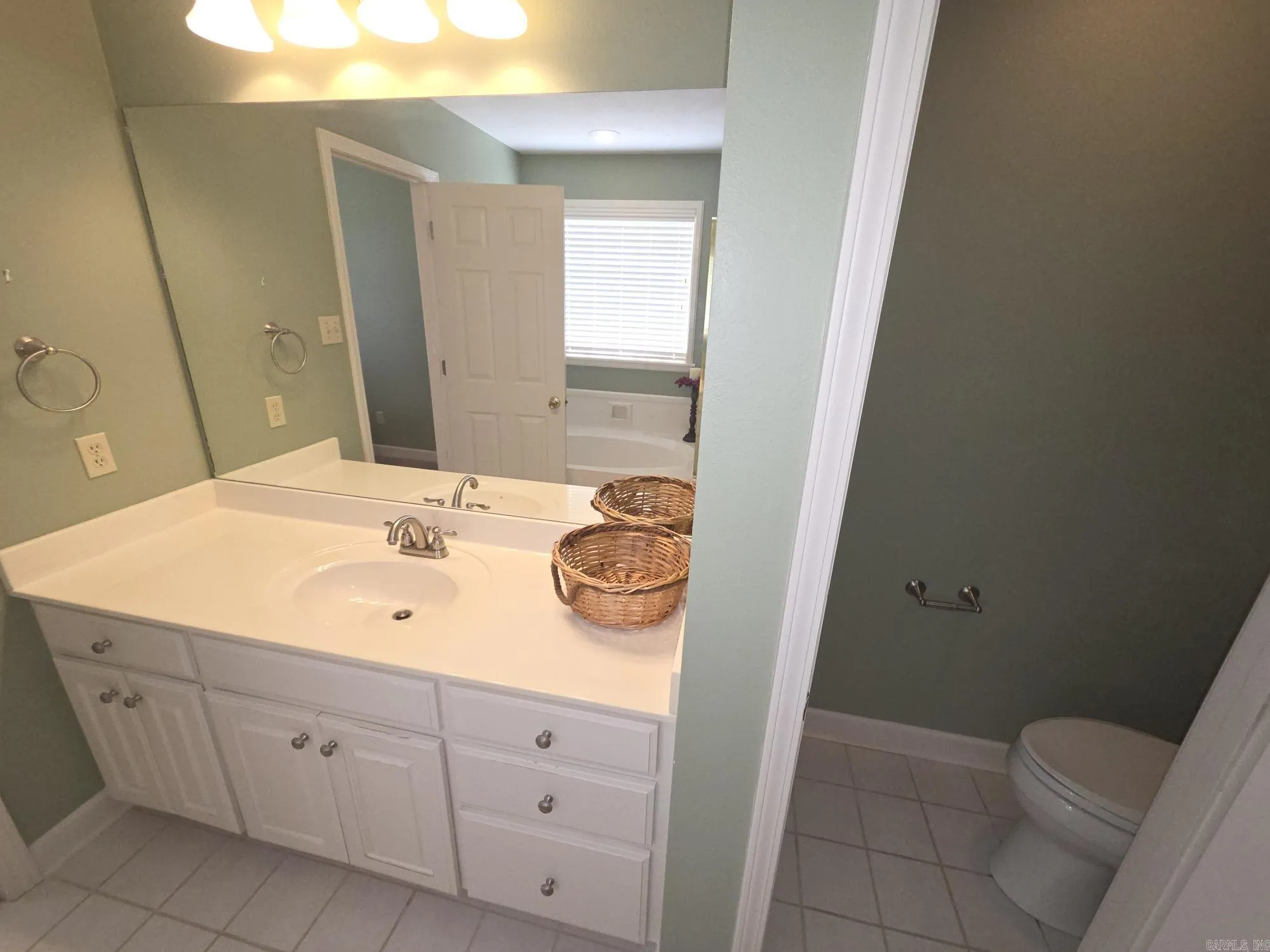 Property at 2417  Cattail - Image 32