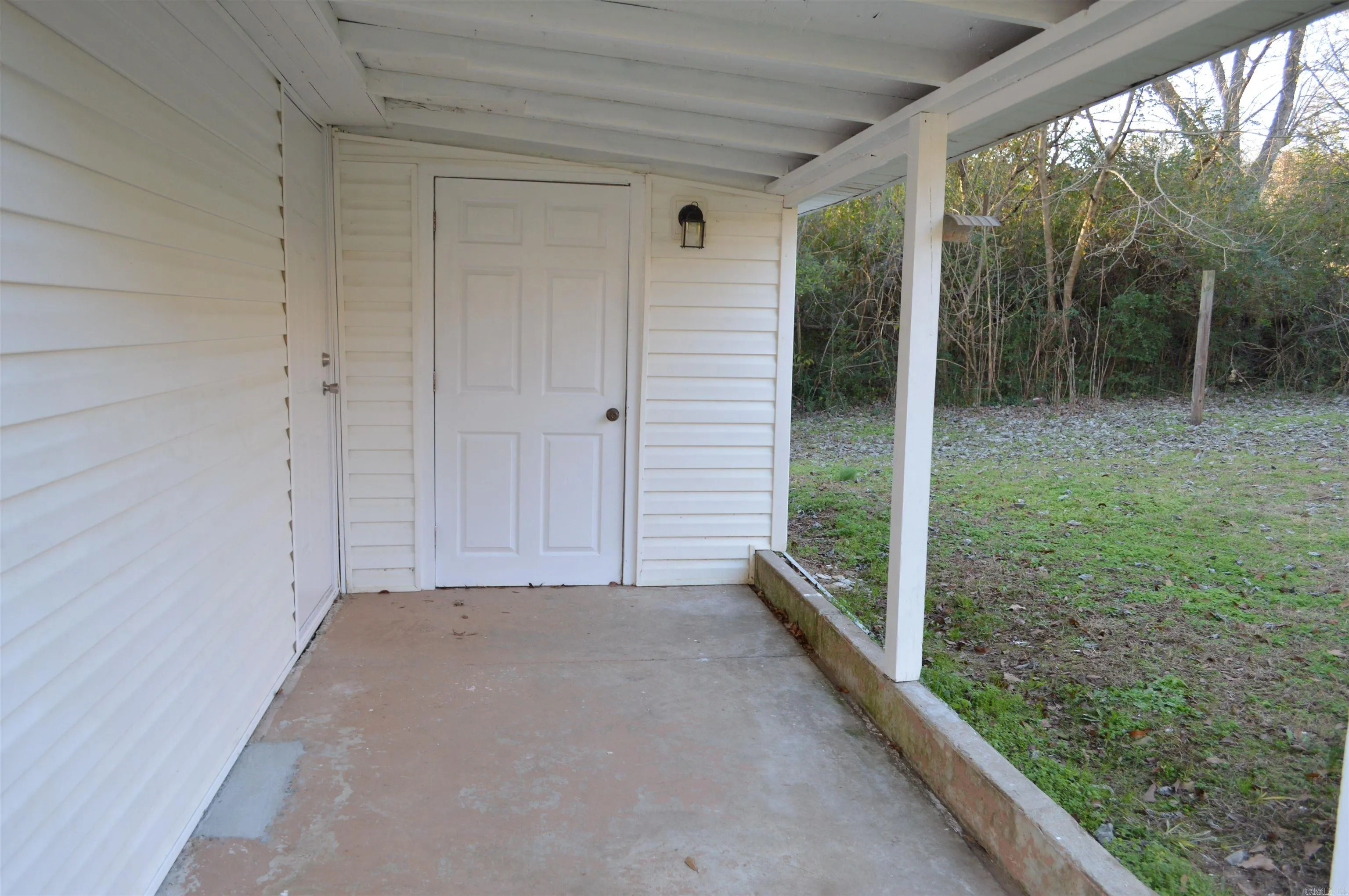 Property at 1104 W Searcy - Image 15