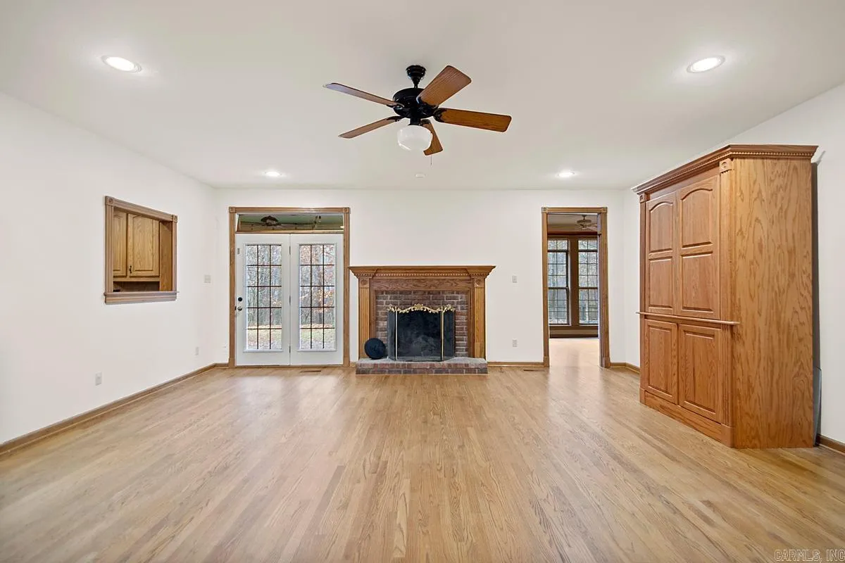 Property at 3006  Hot springs - Image 12