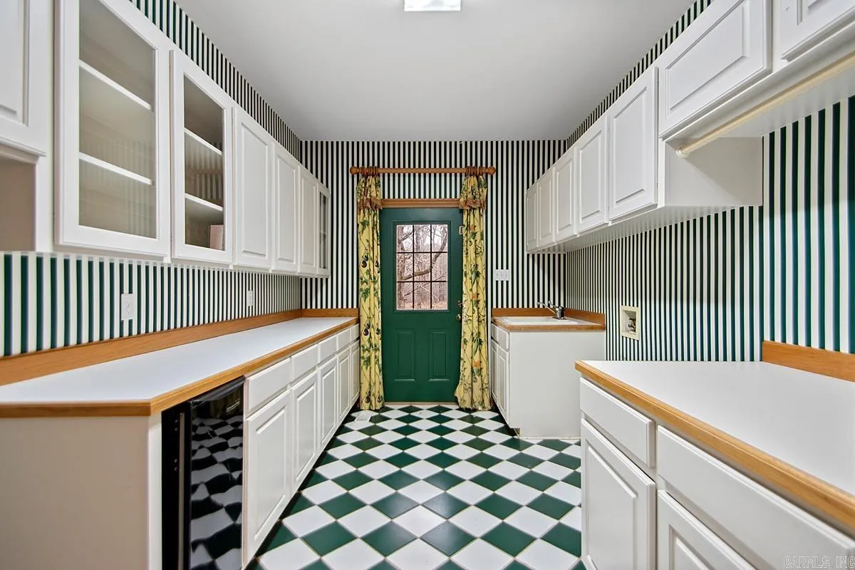 Property at 3006  Hot springs - Image 15