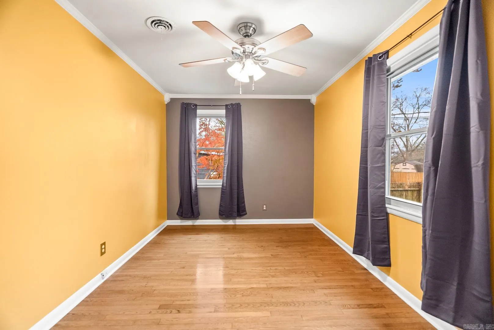 Property at 326 W L - Image 27