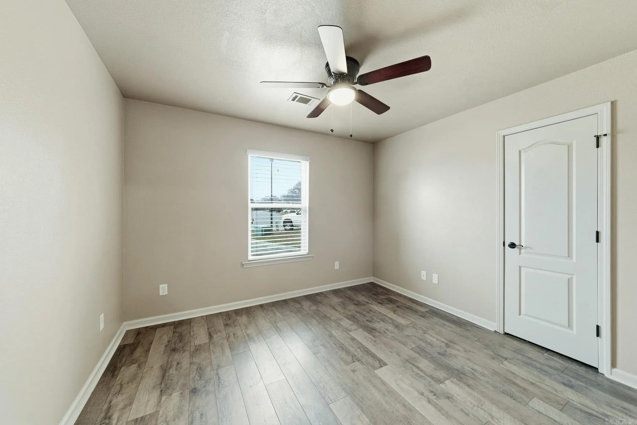 Property at 49  Castleton - Image 28