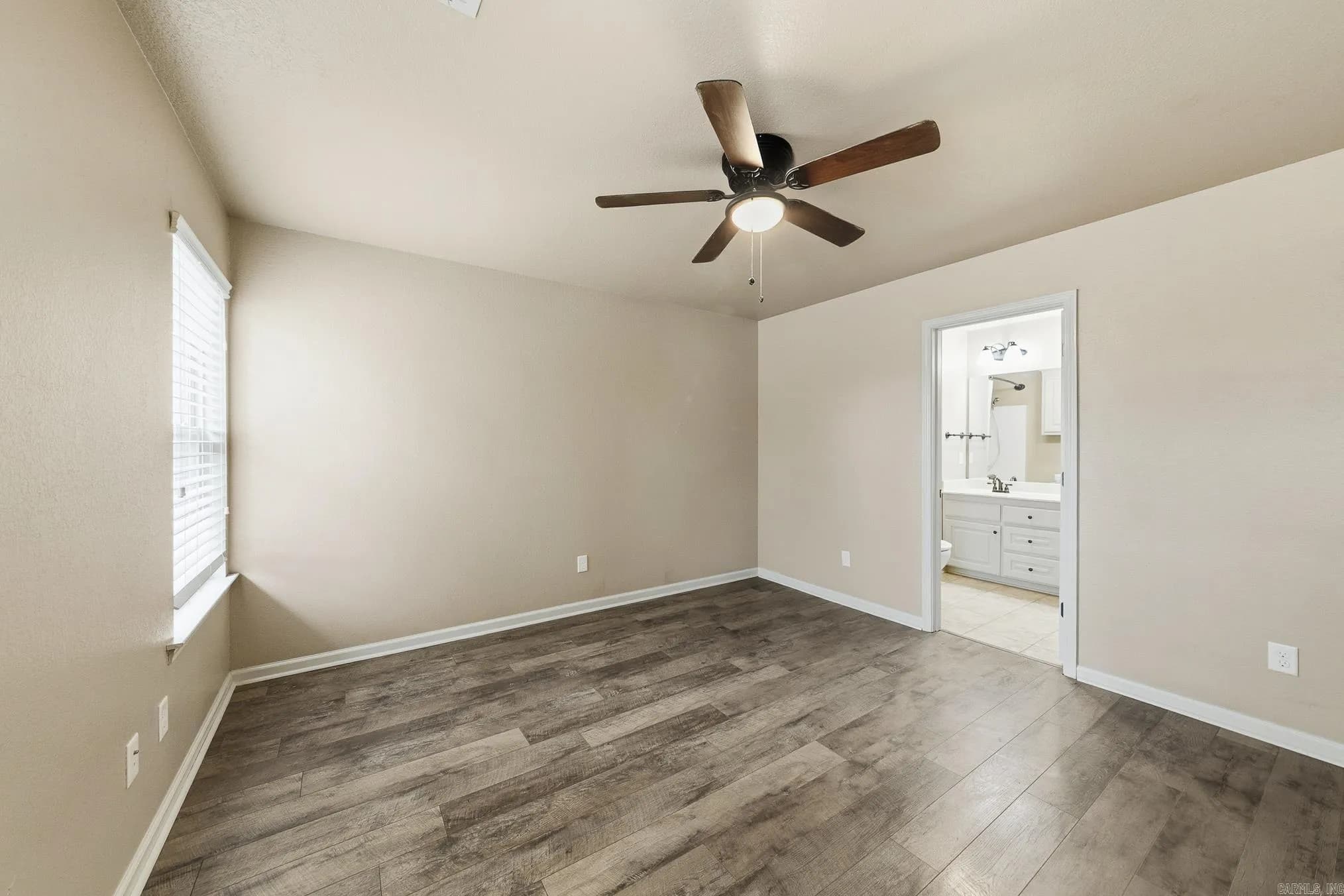 Property at 49  Castleton - Image 22