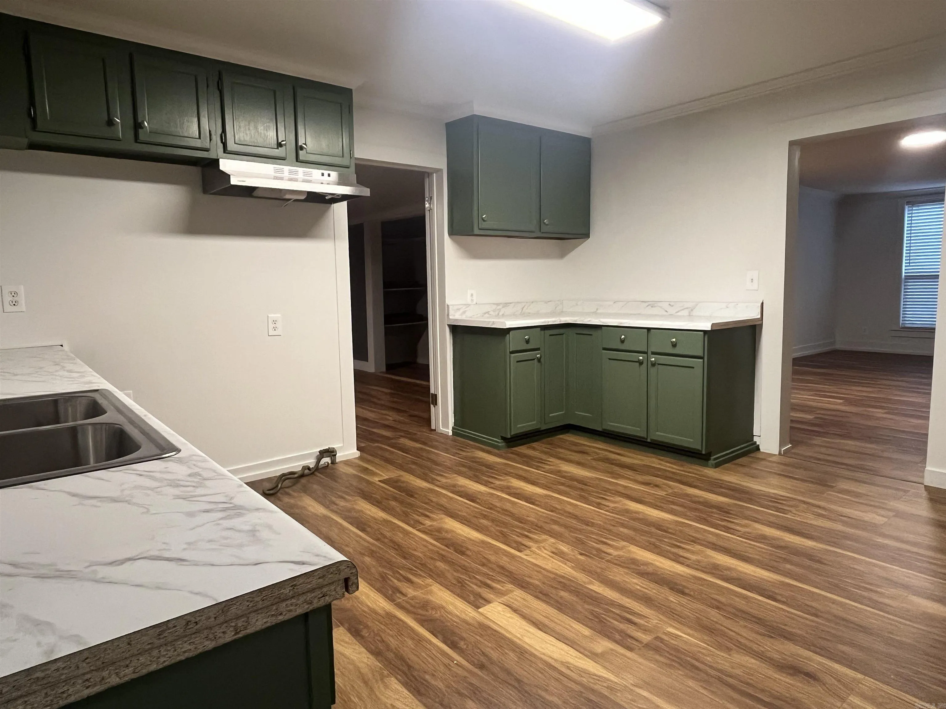 Property at 1213  Mchenry - Image 13