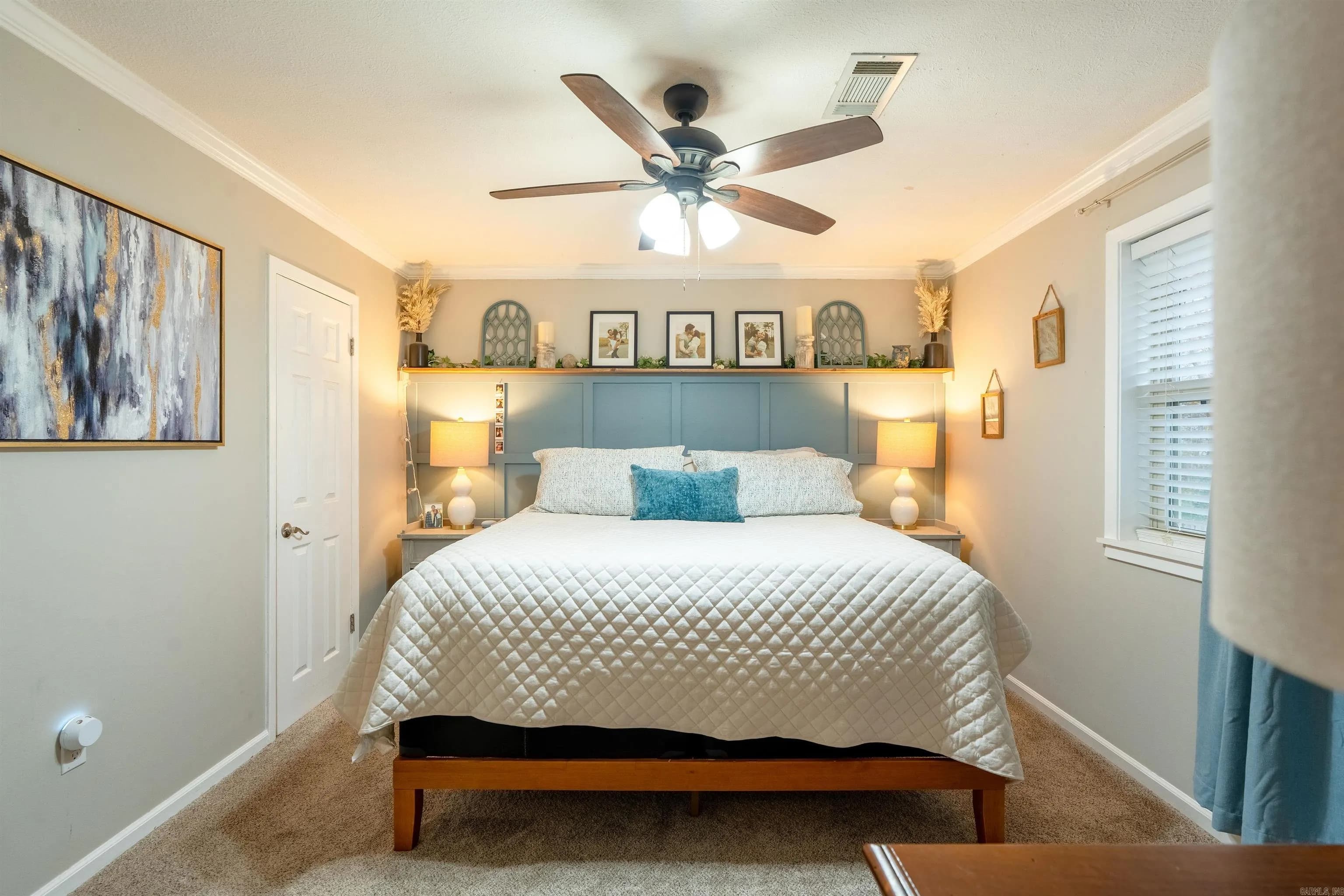 Property at 212  Aztec - Image 22