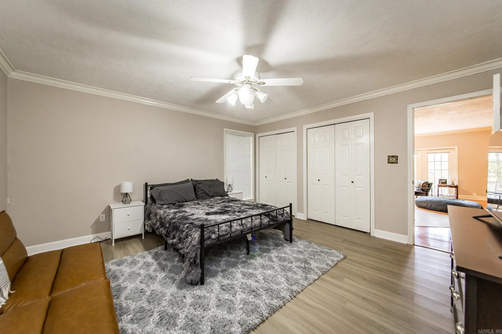 Property at 106  Set - Image 17