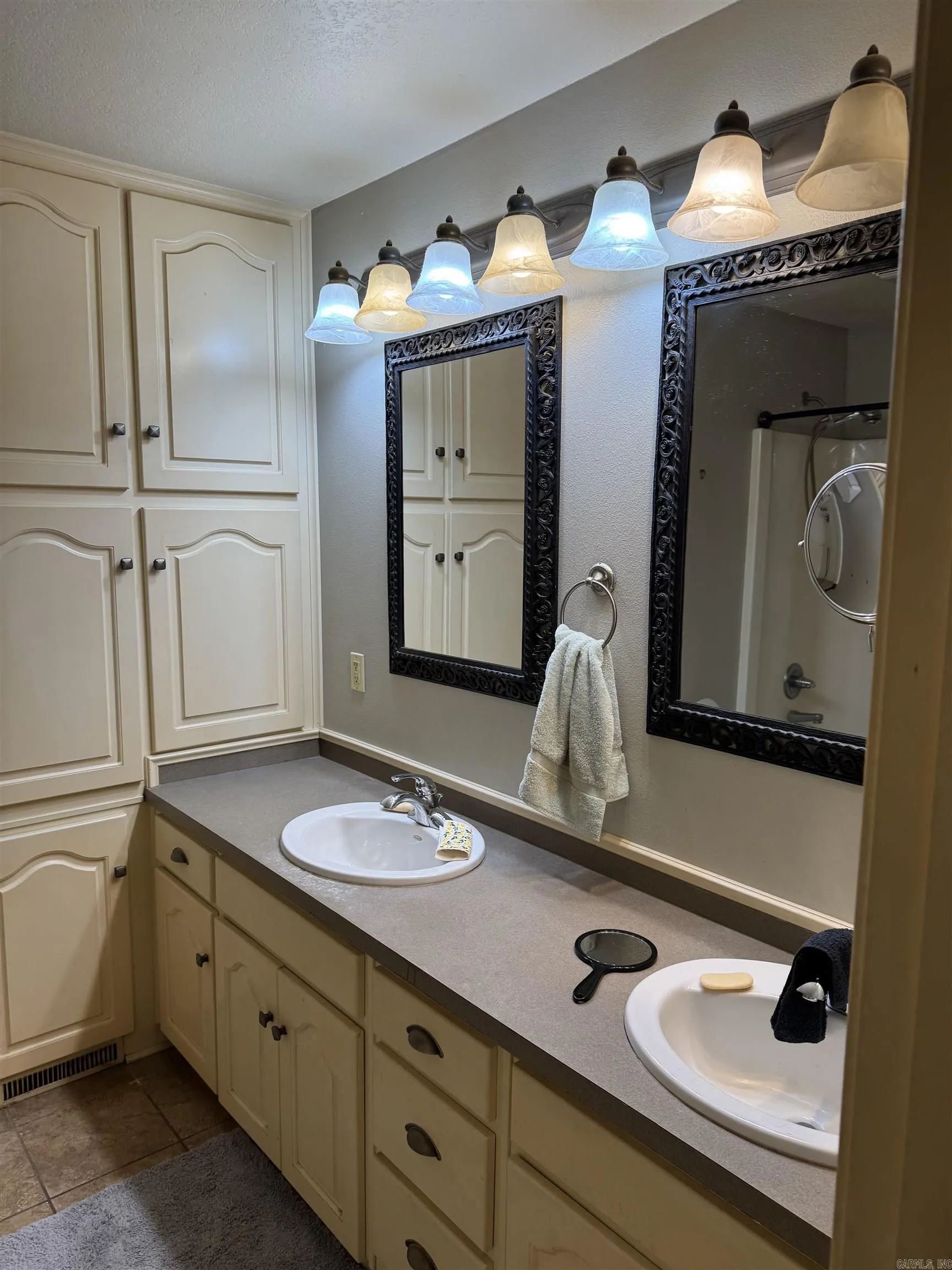 Property at 1216 N Point - Image 5