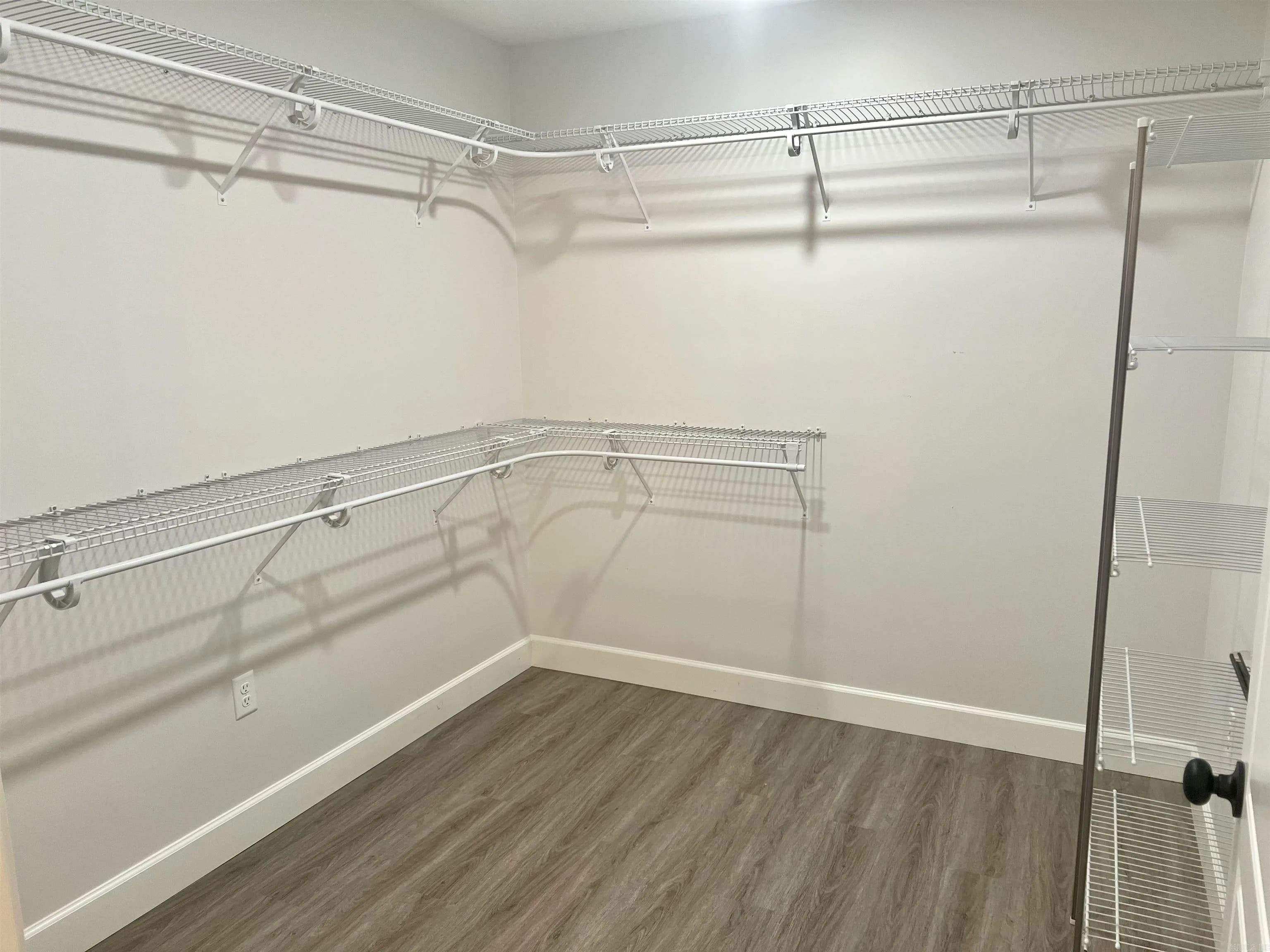 Property at 2505  Dallas - Image 13