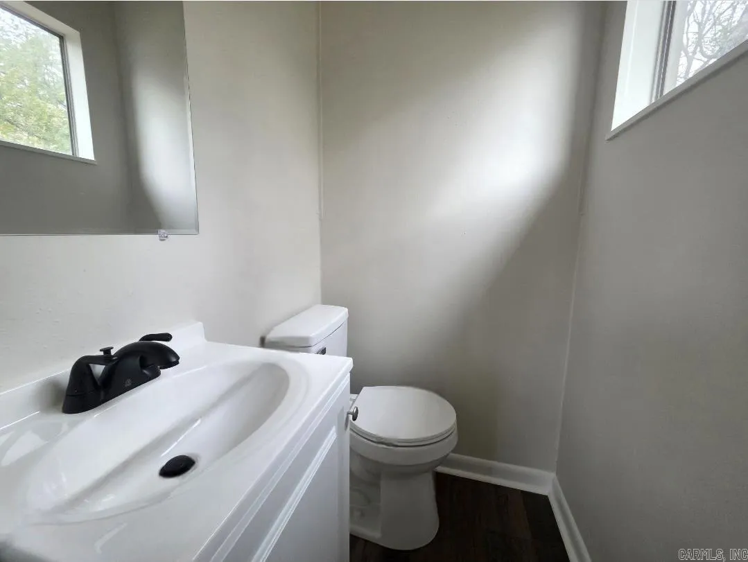 Property at 5210  Chandler - Image 12