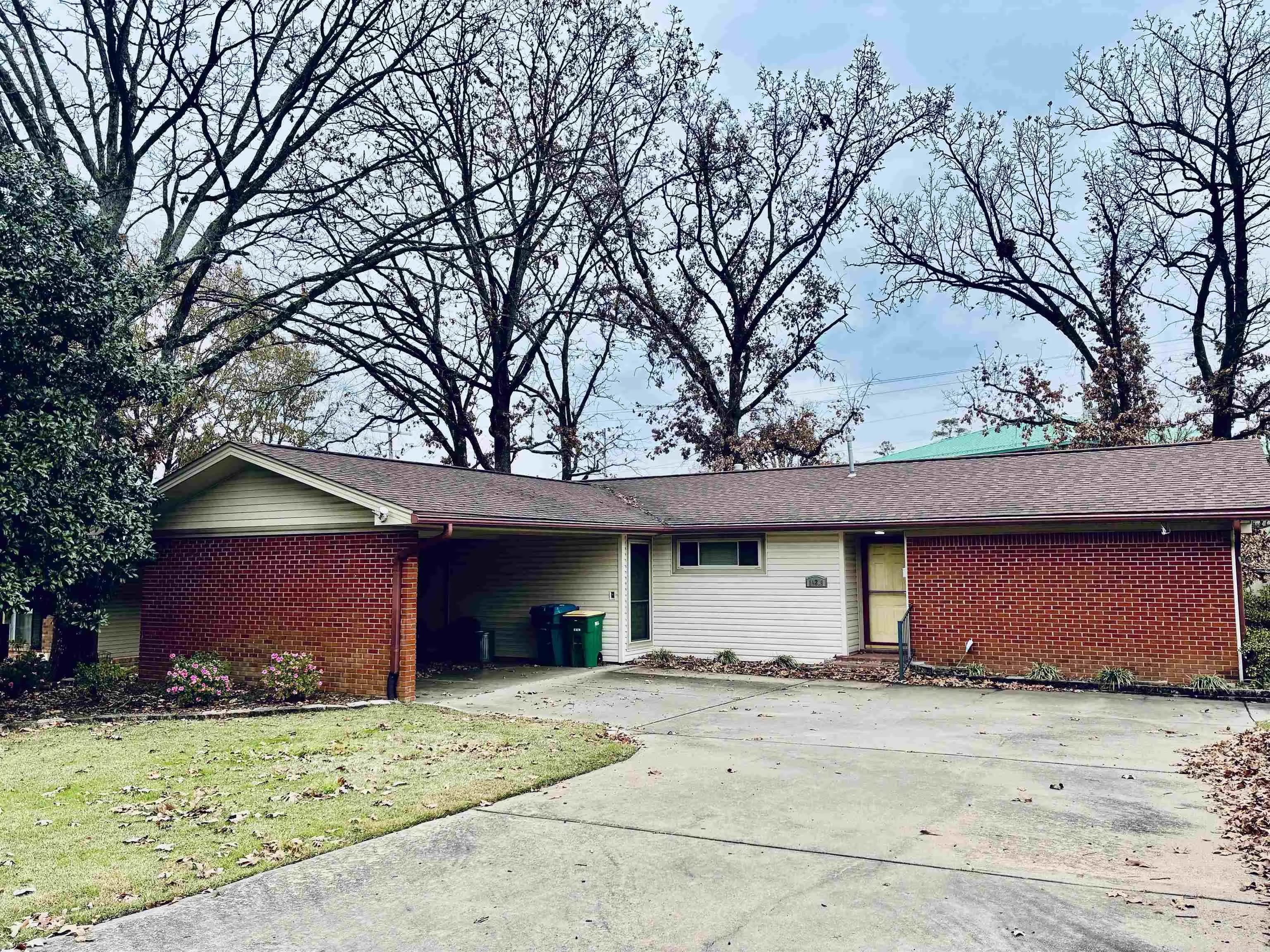 Property at 10219  Ronald - Image 1